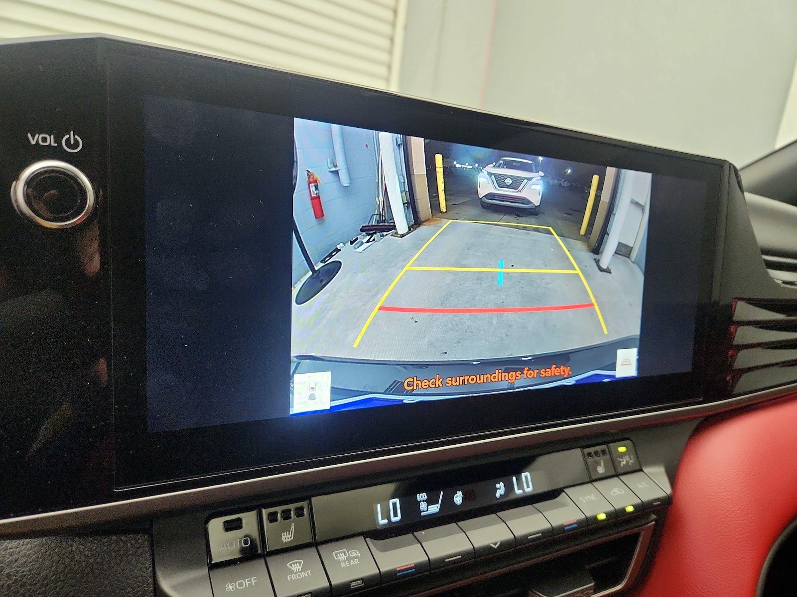 2025 Toyota Camry XSE - Photo 15