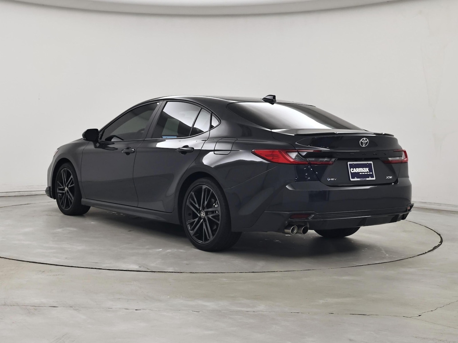 2025 Toyota Camry XSE - Photo 3
