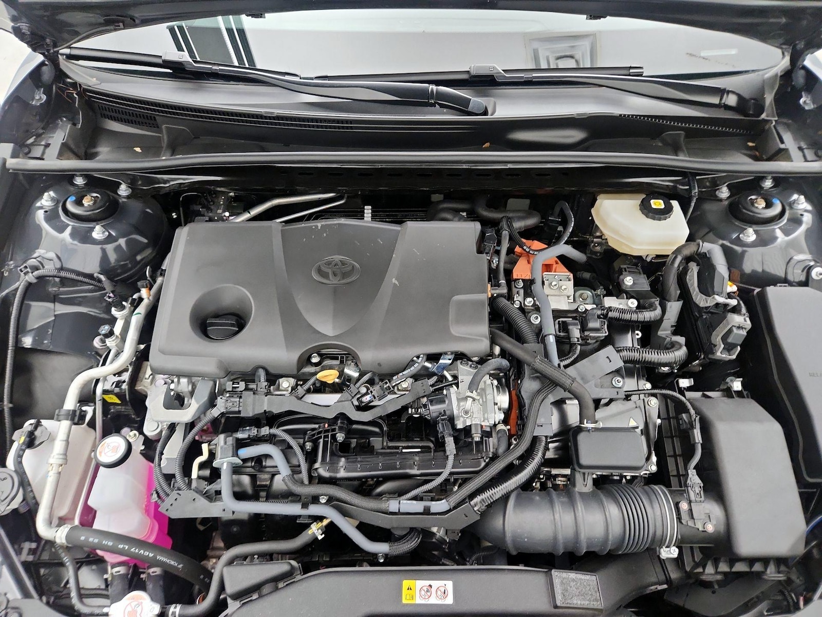 2025 Toyota Camry XSE - Photo 23