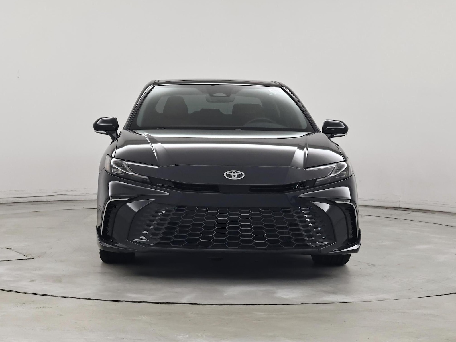 2025 Toyota Camry XSE - Photo 6