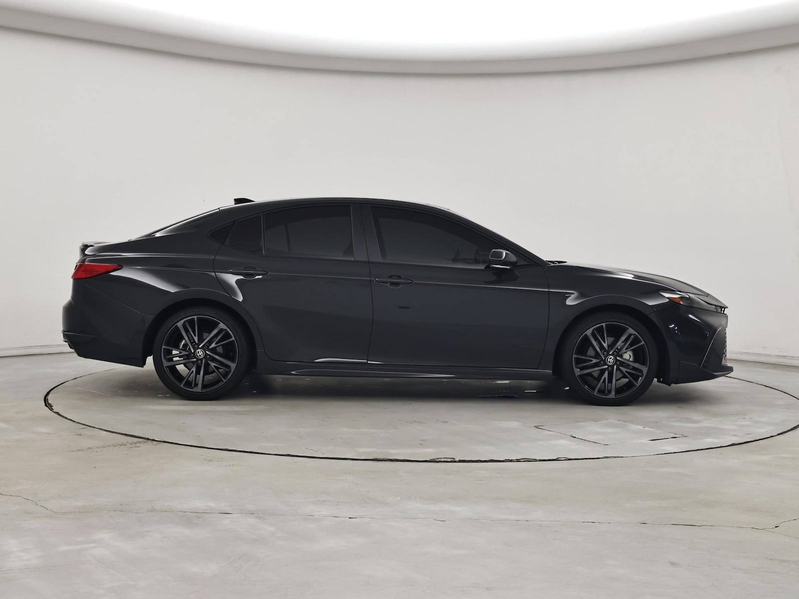 2025 Toyota Camry XSE - Photo 8