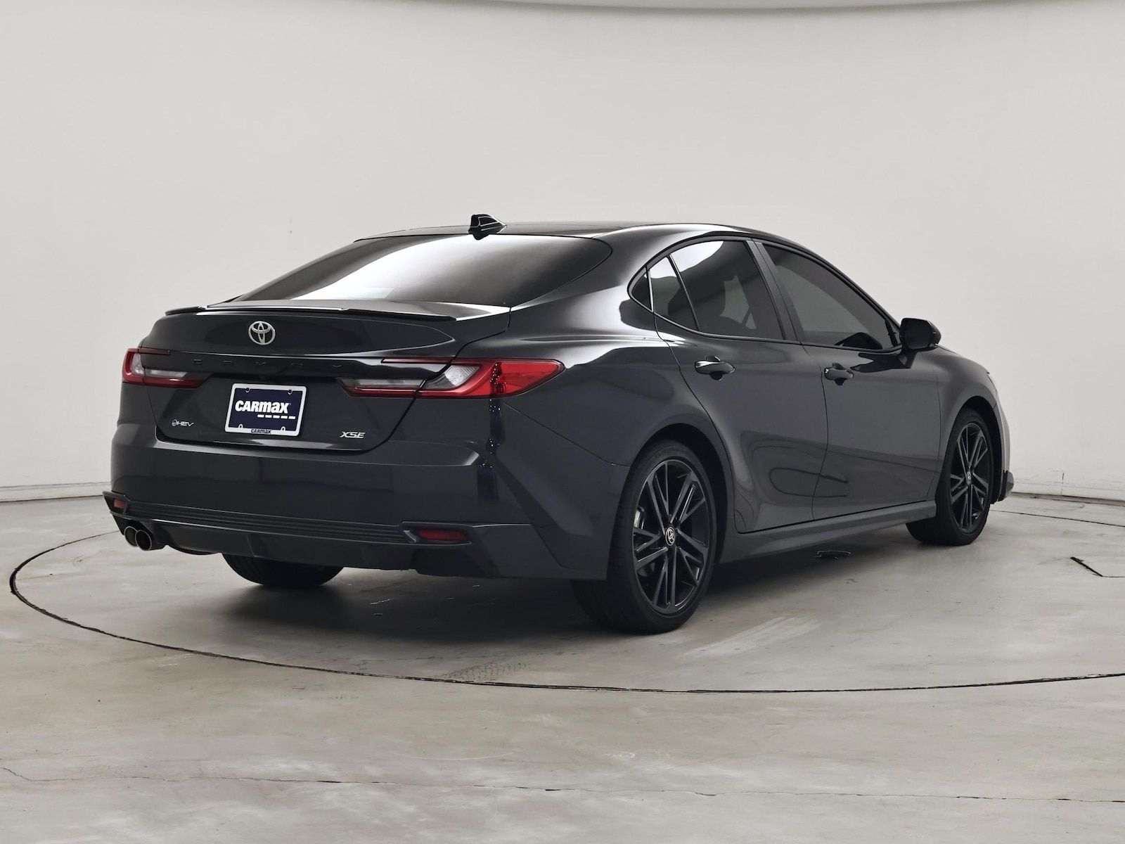 2025 Toyota Camry XSE - Photo 9