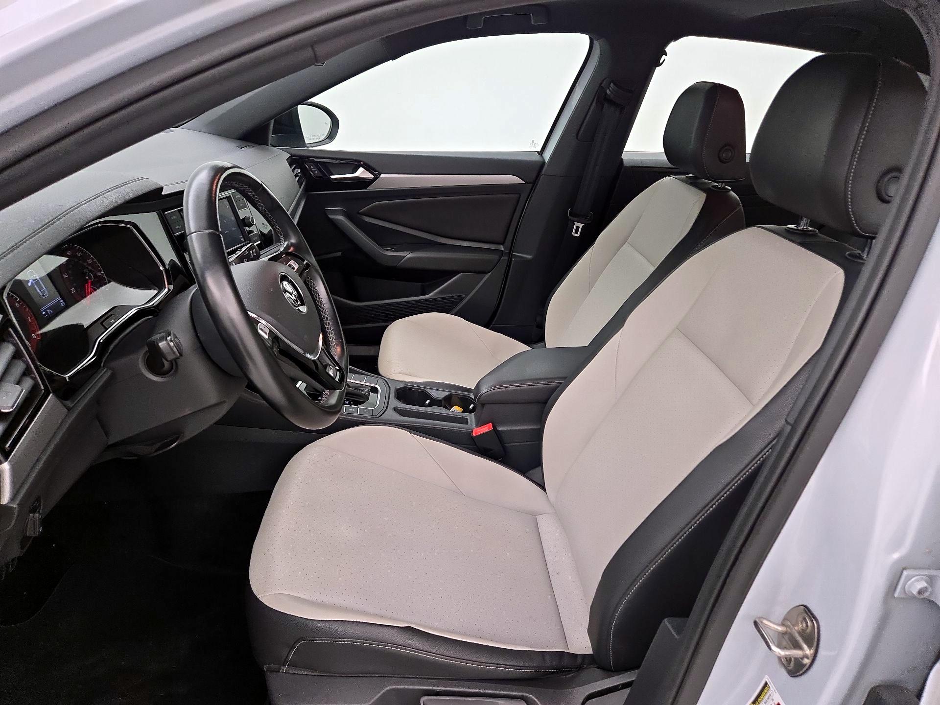 Thumbnail: 2019 Volkswagen Jetta - 11