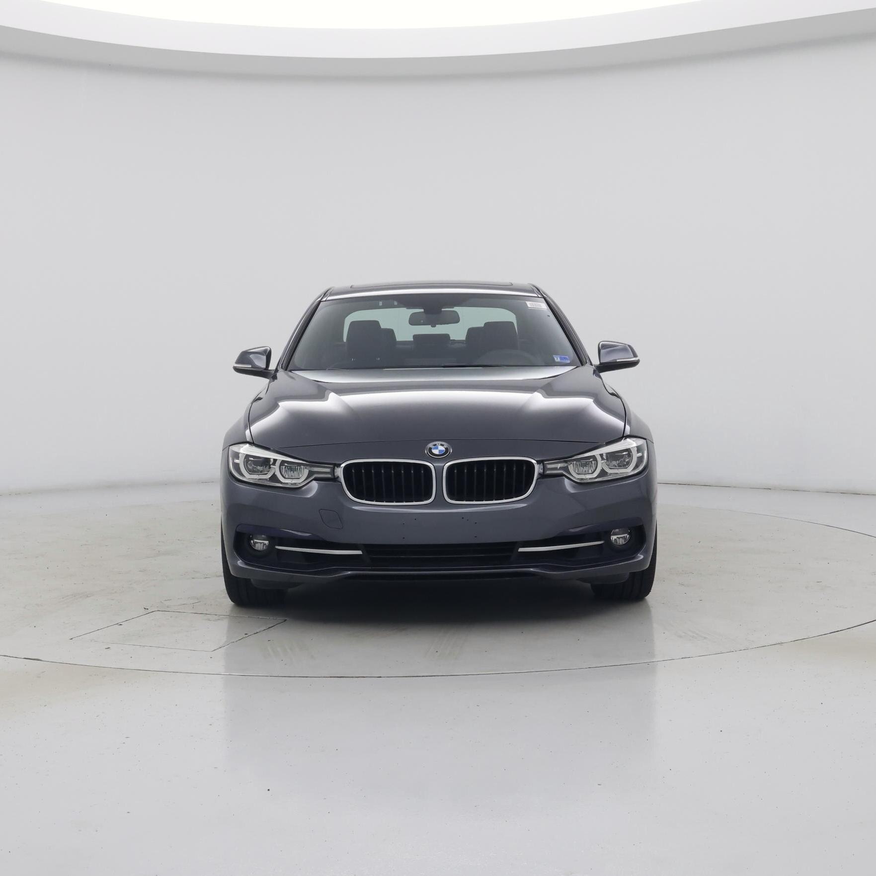 Thumbnail: 2018 BMW 3 Series - 5