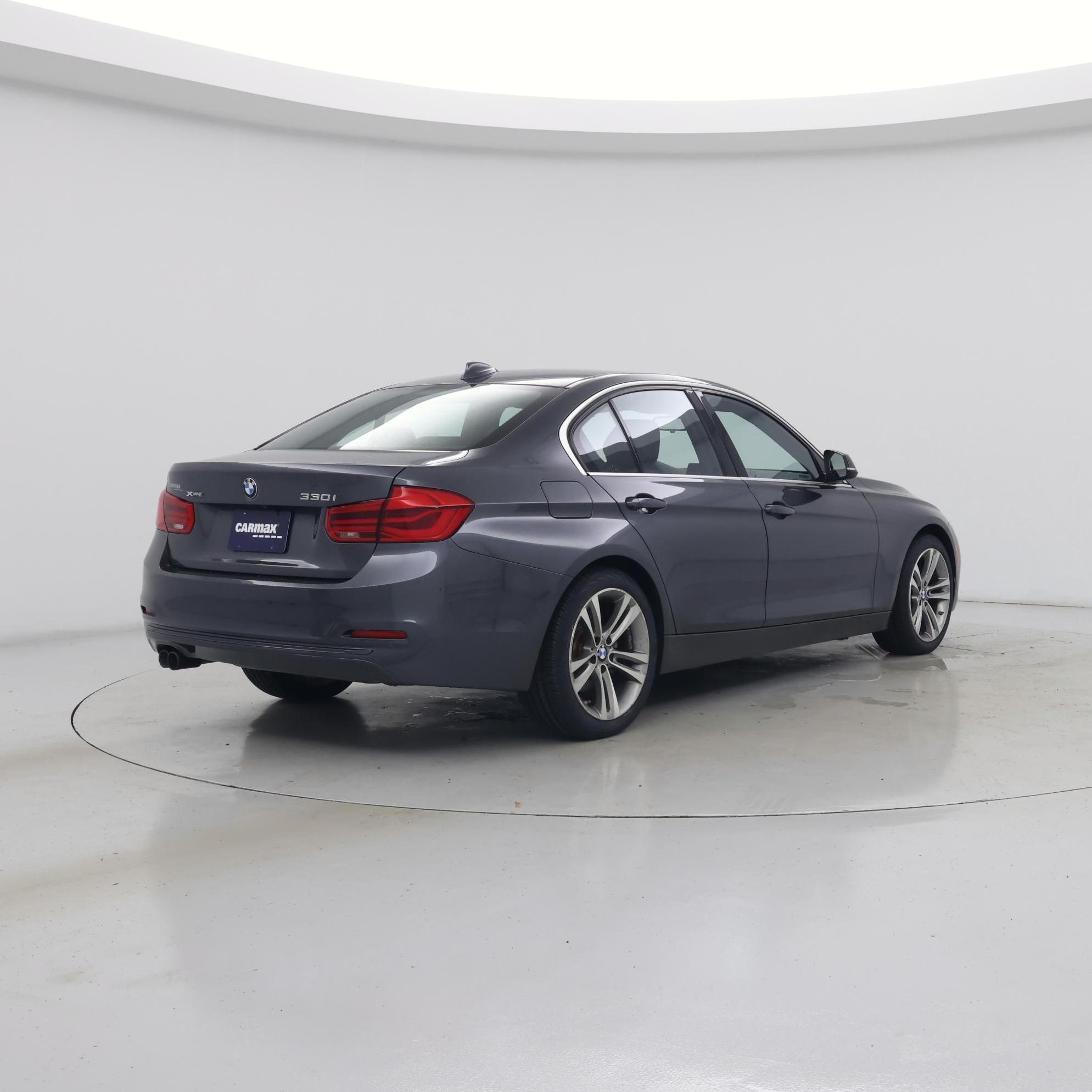 Thumbnail: 2018 BMW 3 Series - 8