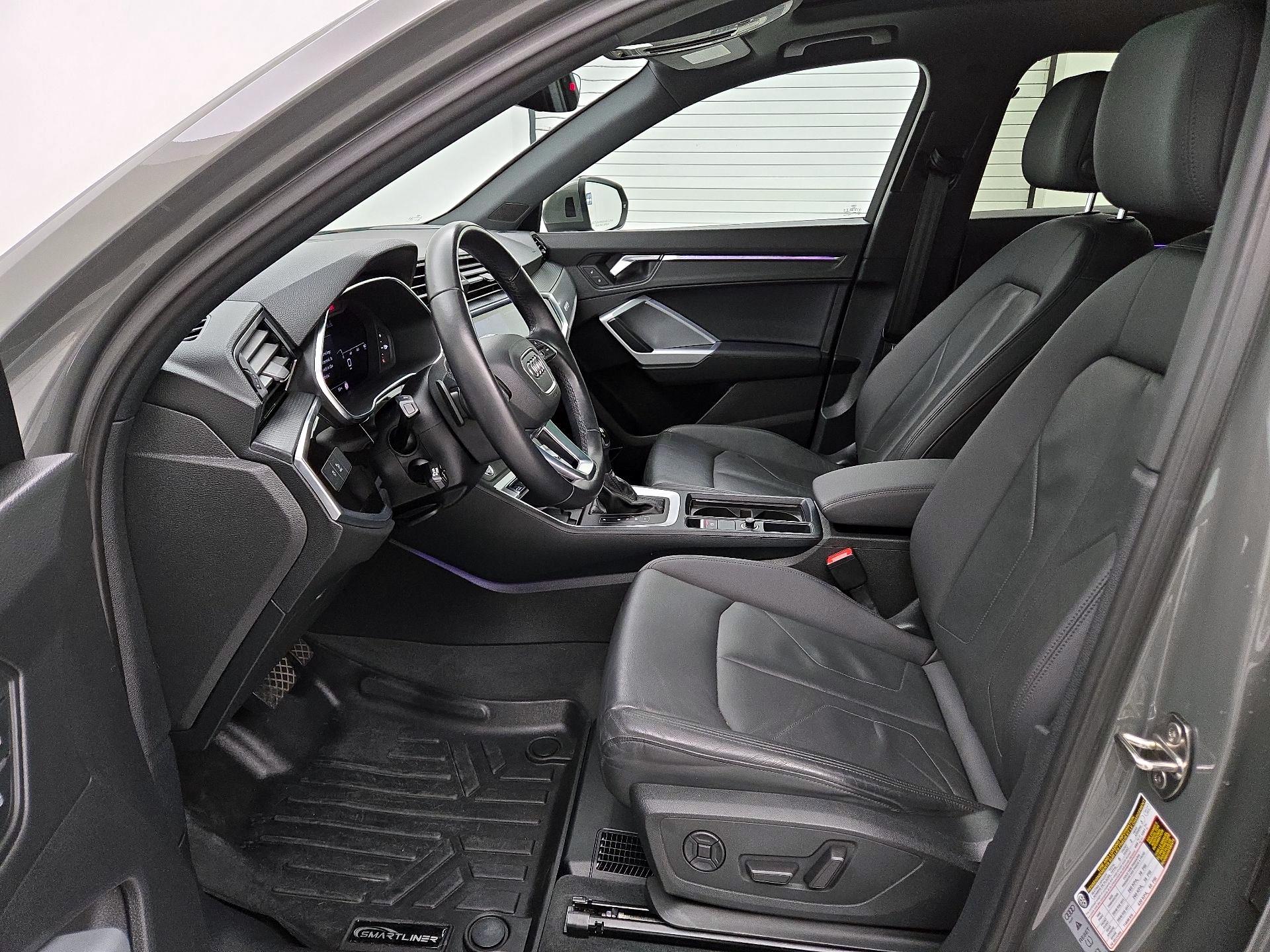 Thumbnail: 2021 Audi Q3 - 11