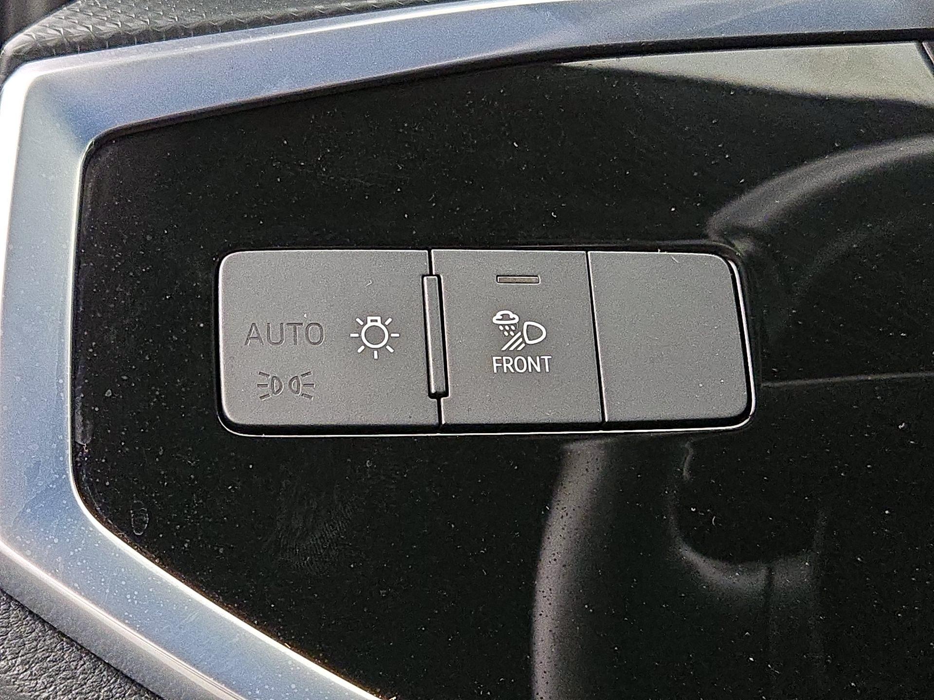 Thumbnail: 2021 Audi Q3 - 13