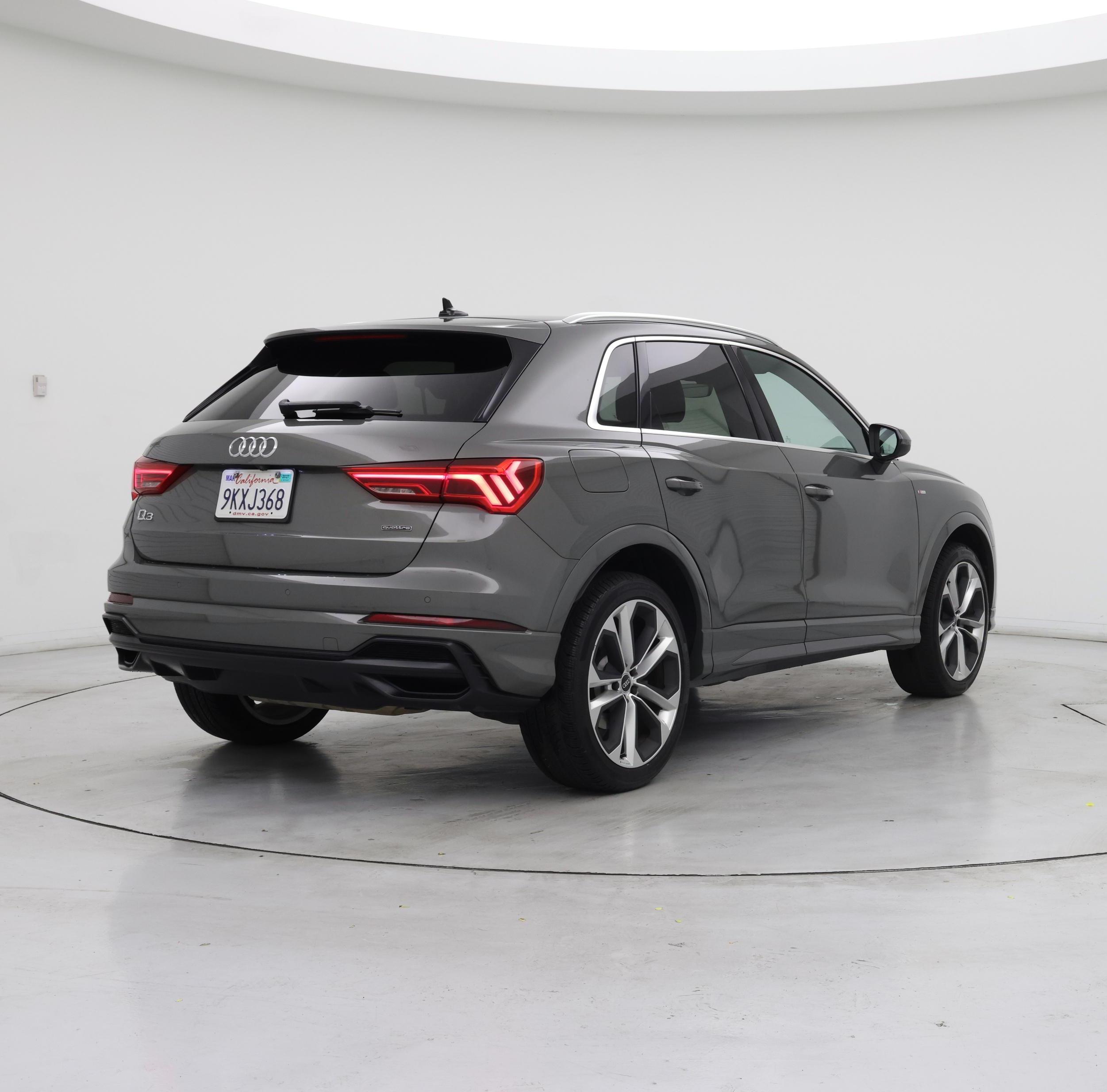 Thumbnail: 2021 Audi Q3 - 8