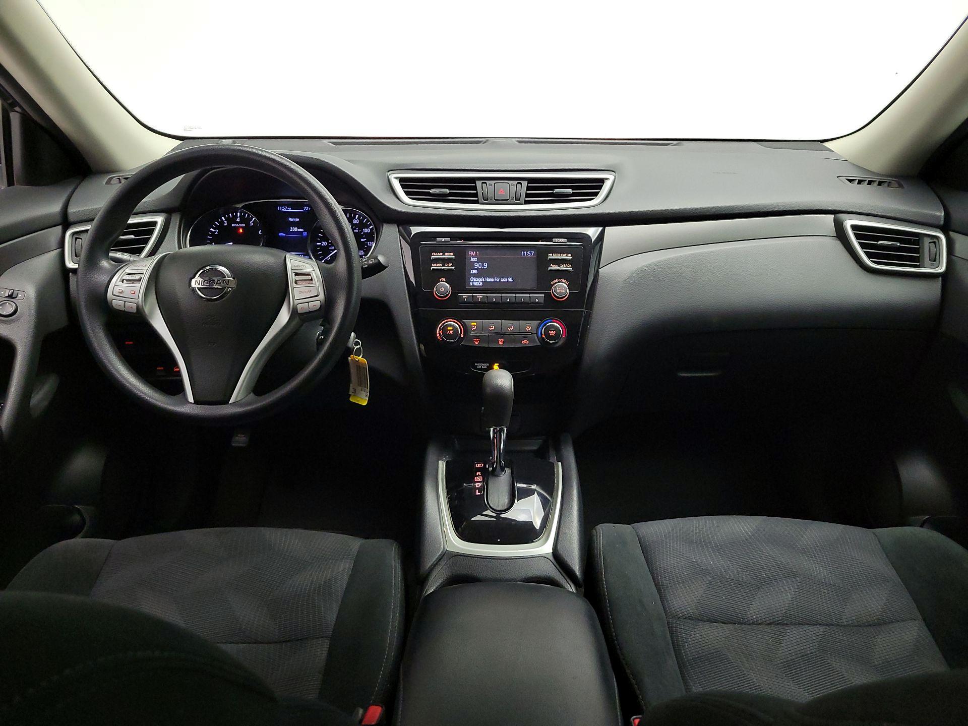 Thumbnail: 2016 Nissan Rogue - 9