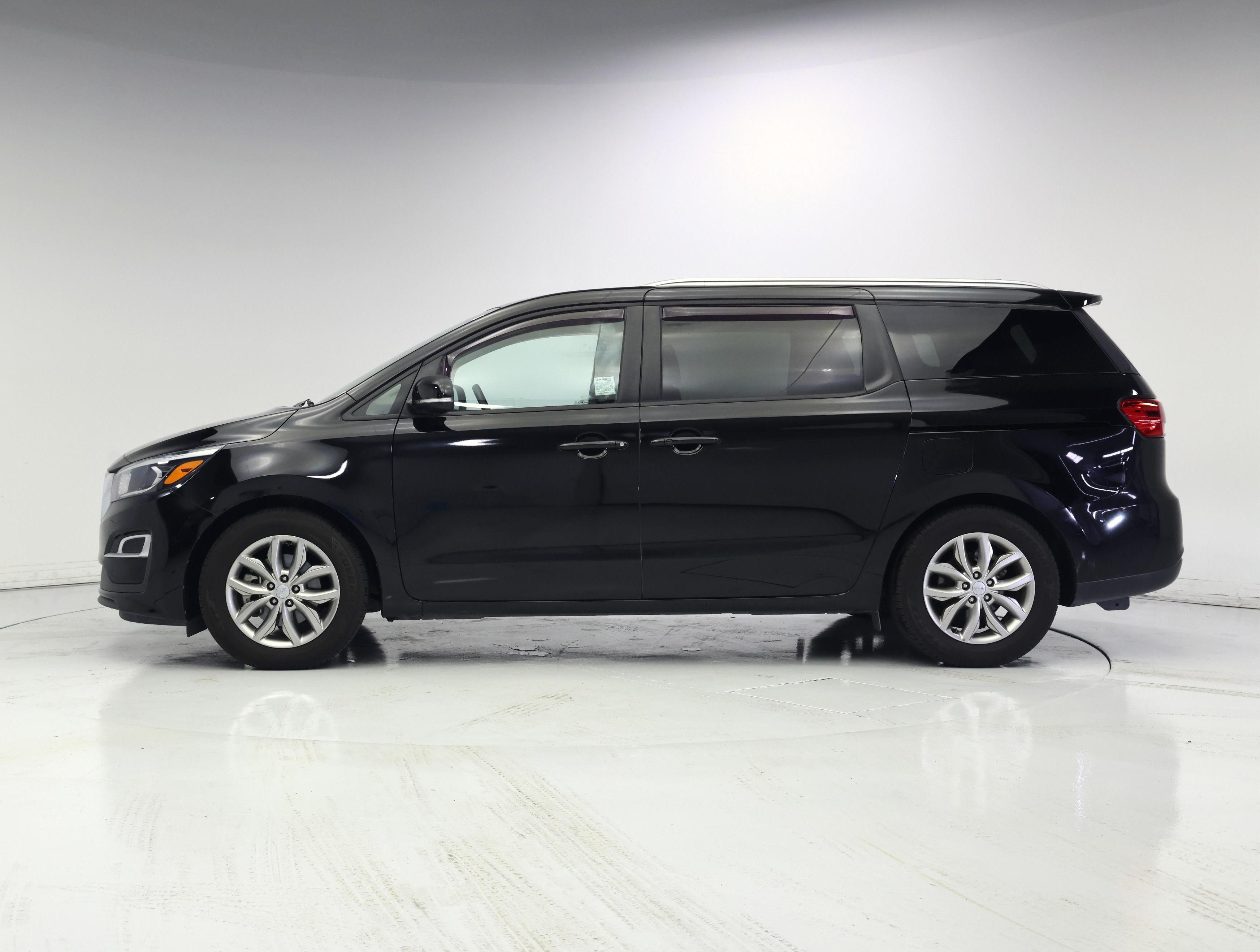 Thumbnail: 2019 Kia Sedona - 3