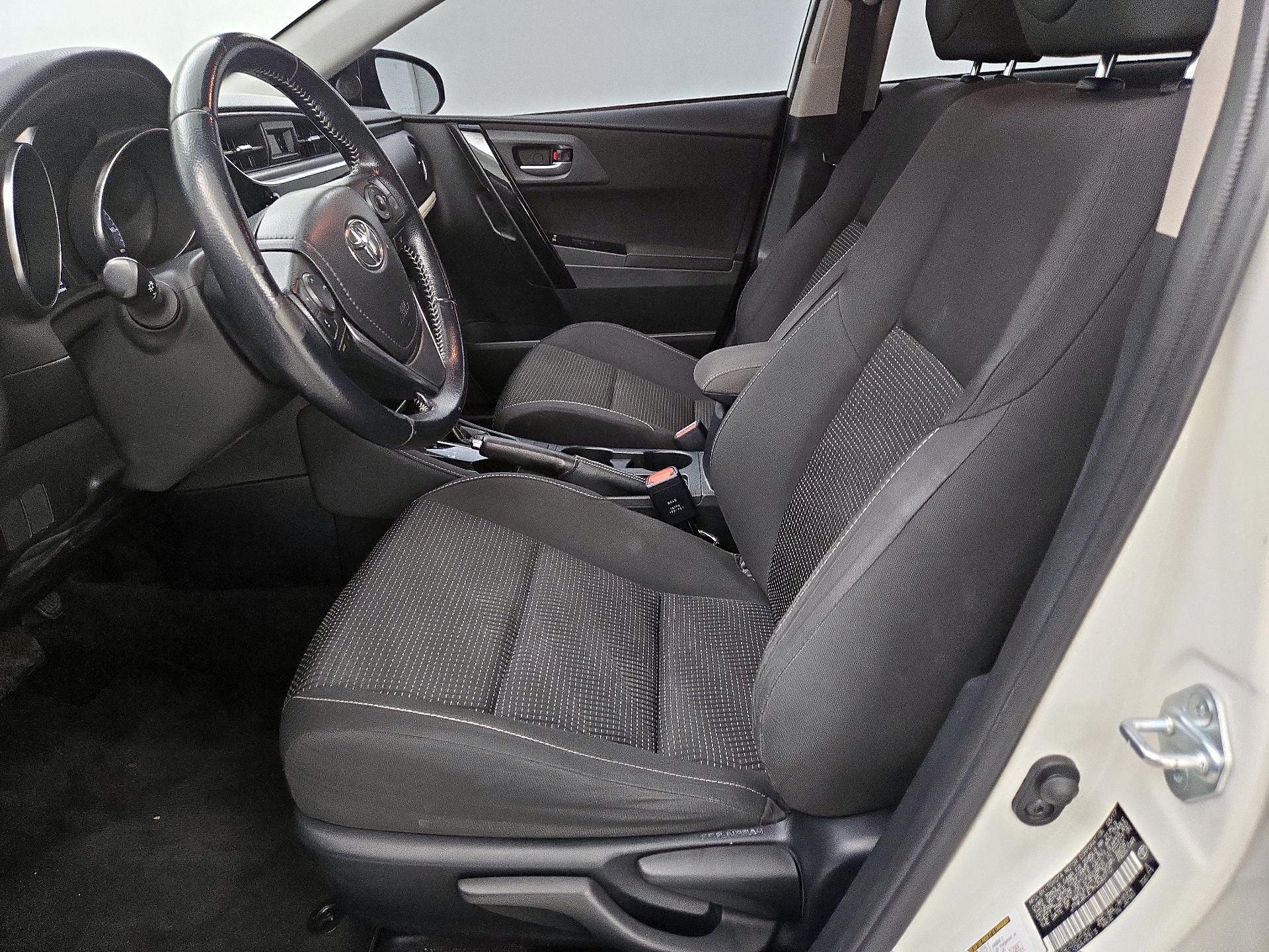 Thumbnail: 2017 Toyota Corolla iM - 11