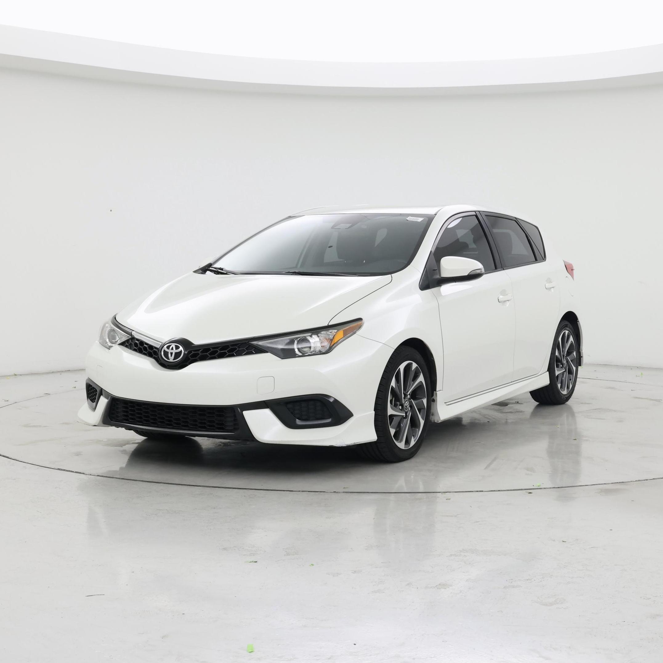 Thumbnail: 2017 Toyota Corolla iM - 4