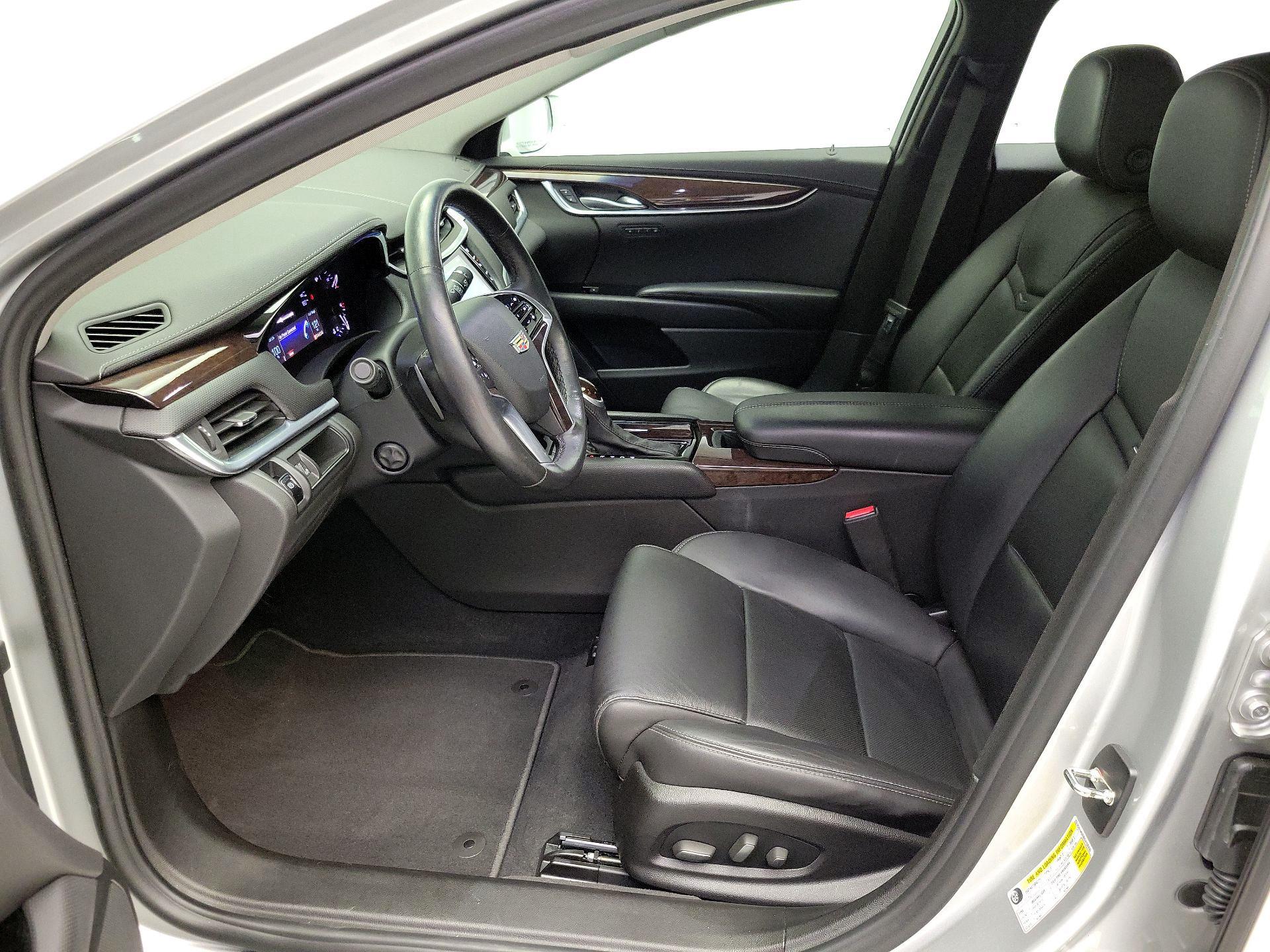 Thumbnail: 2016 Cadillac XTS - 11