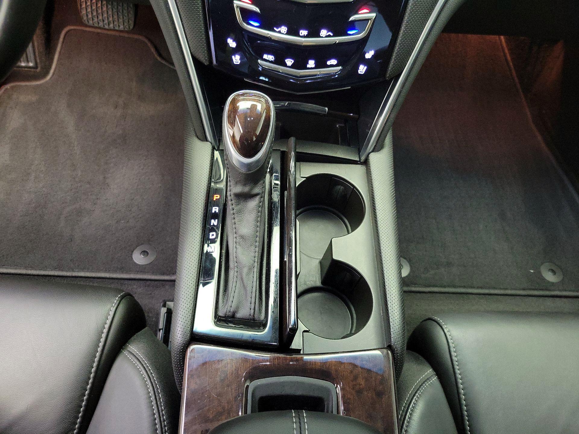 Thumbnail: 2016 Cadillac XTS - 18
