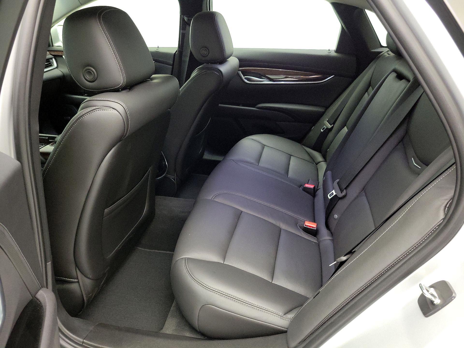 Thumbnail: 2016 Cadillac XTS - 20