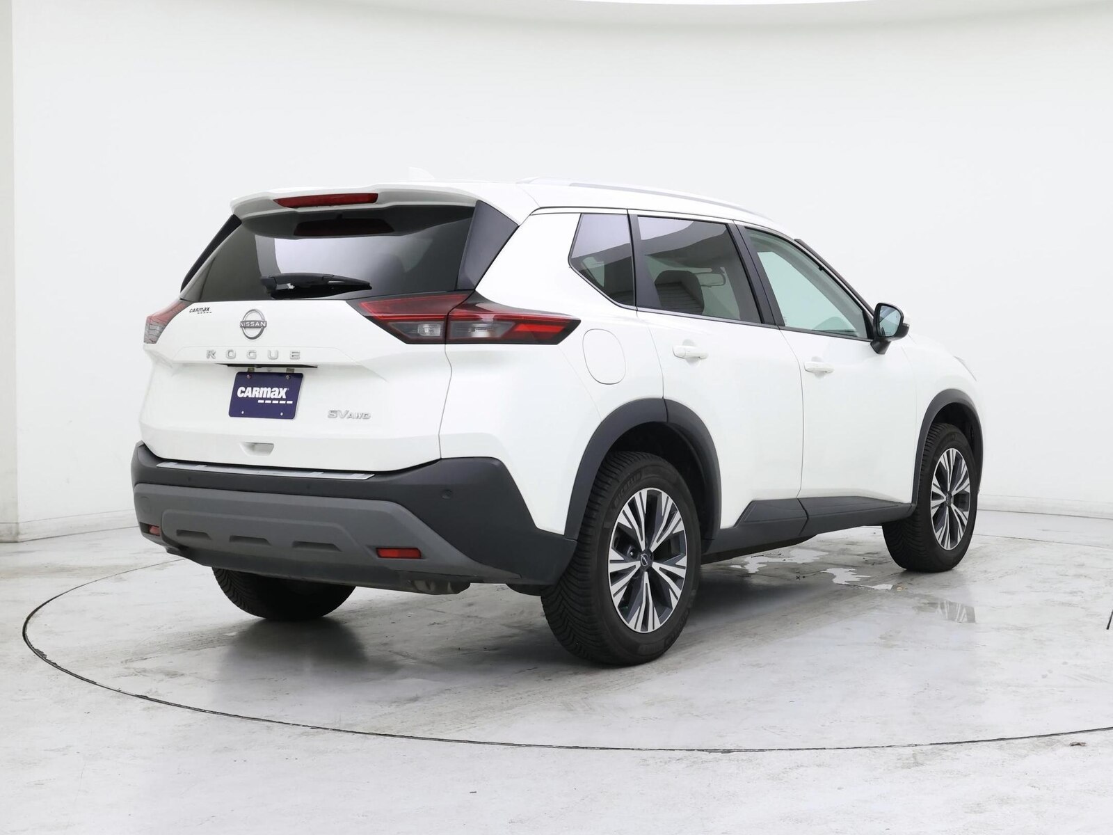 2023 Nissan Rogue SV - Photo 9