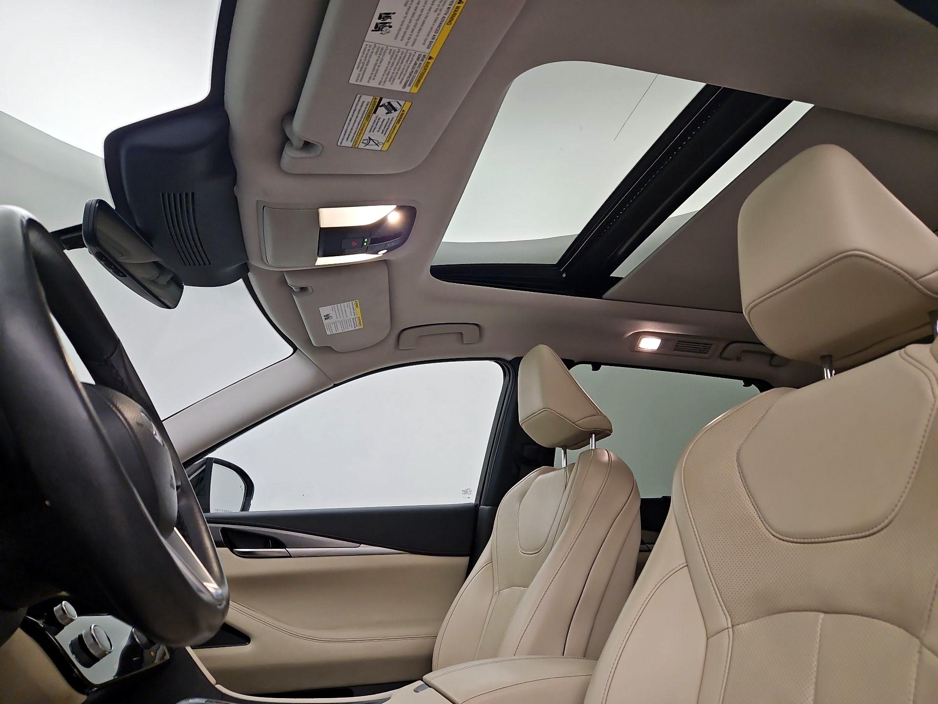 Thumbnail: 2023 INFINITI QX60 - 20