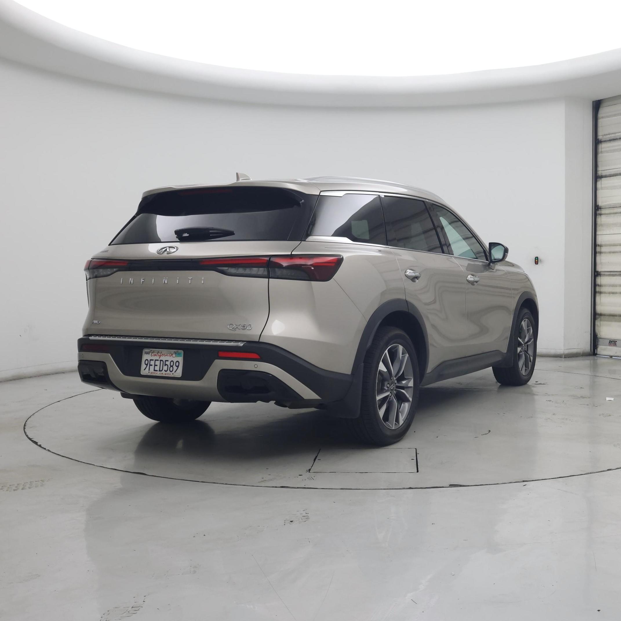 Thumbnail: 2023 INFINITI QX60 - 8