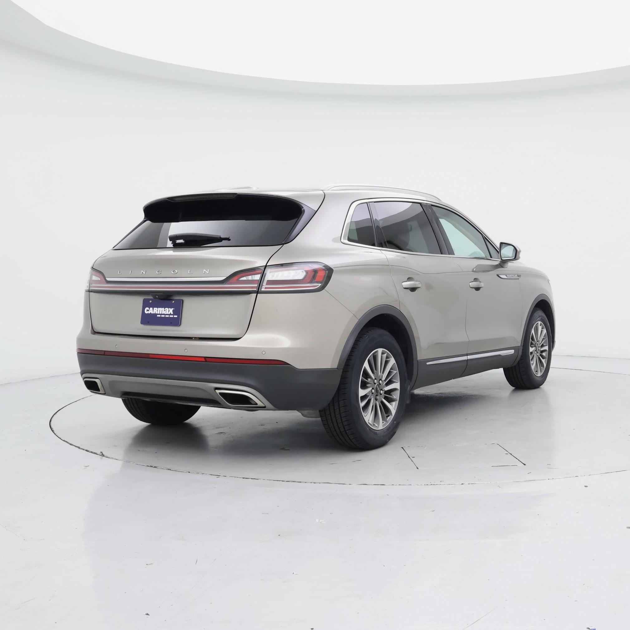Thumbnail: 2020 Lincoln Nautilus - 8