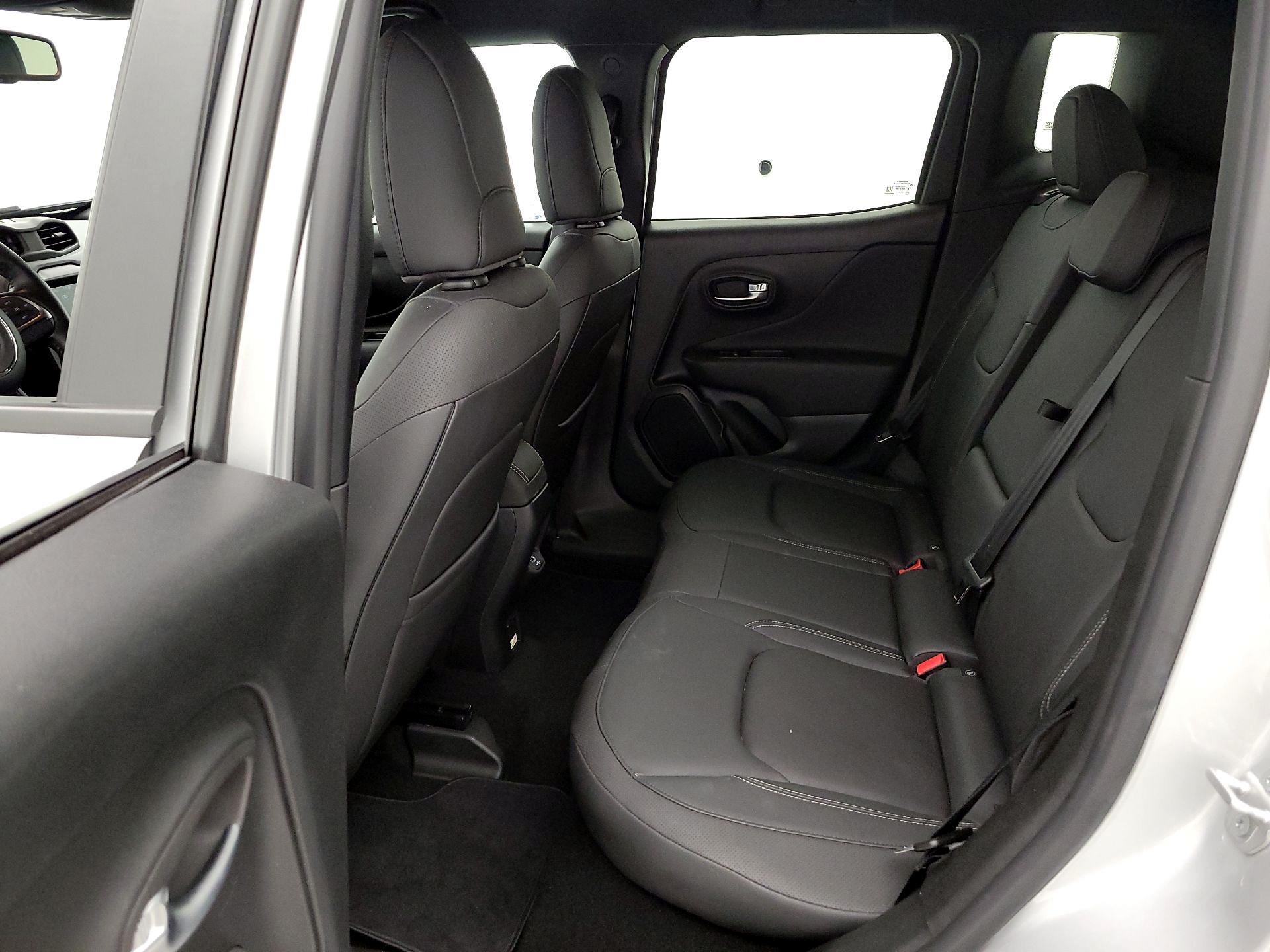 Thumbnail: 2020 Jeep Renegade - 20