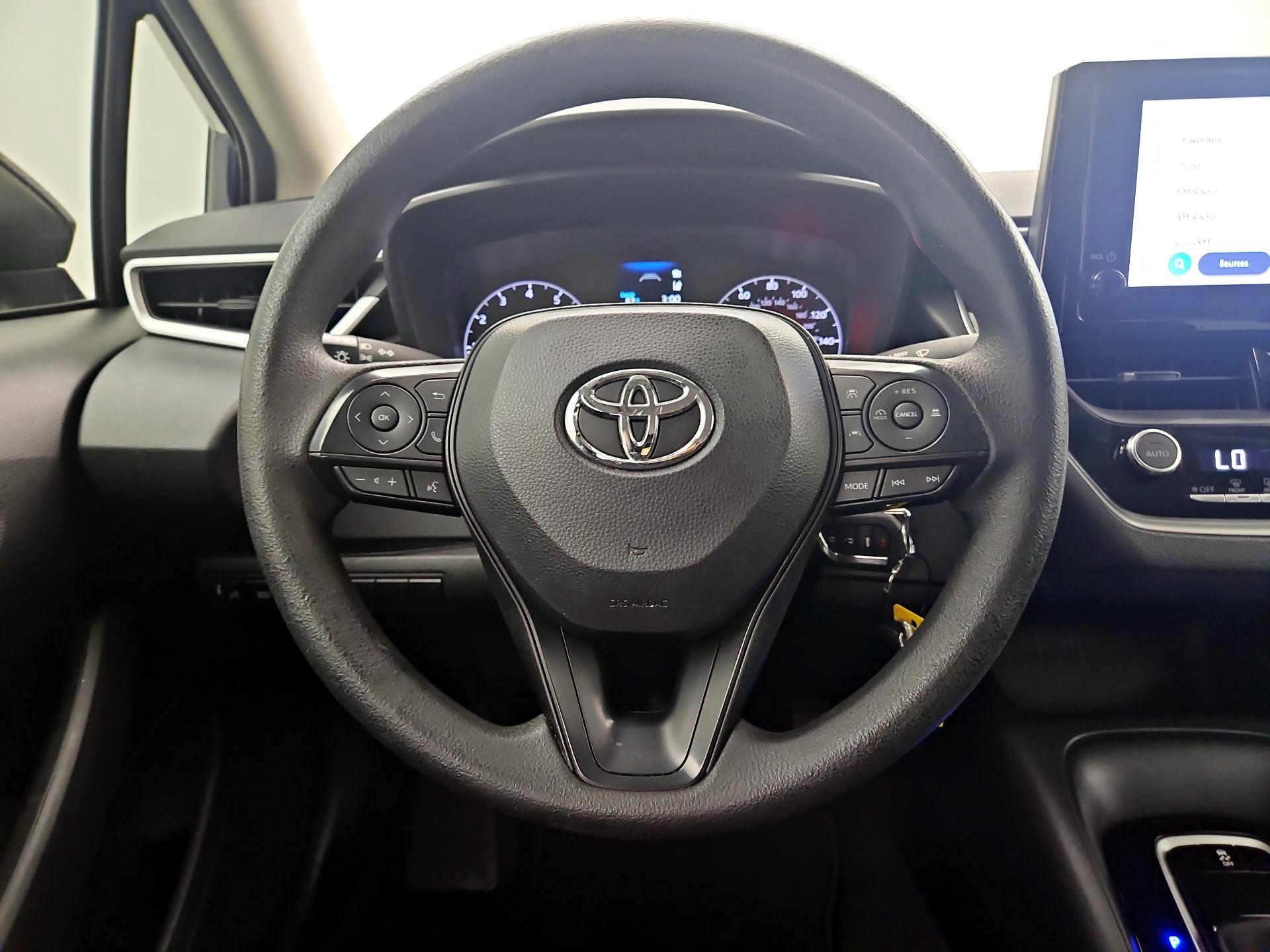 Thumbnail: 2023 Toyota Corolla - 10