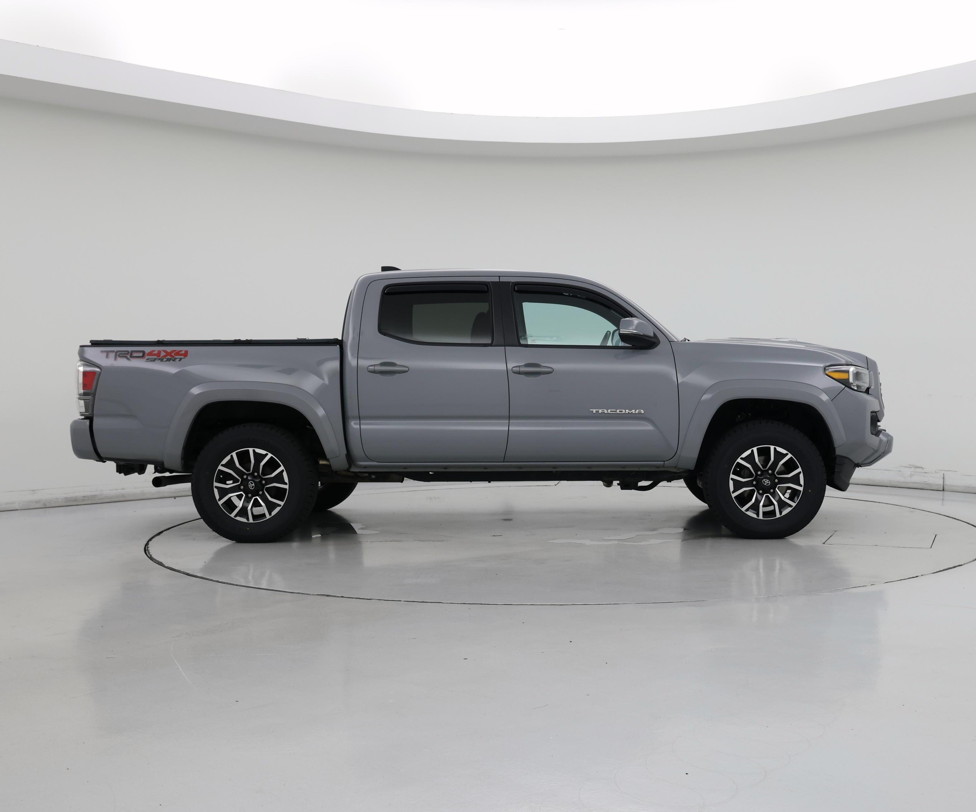 Thumbnail: 2020 Toyota Tacoma - 7