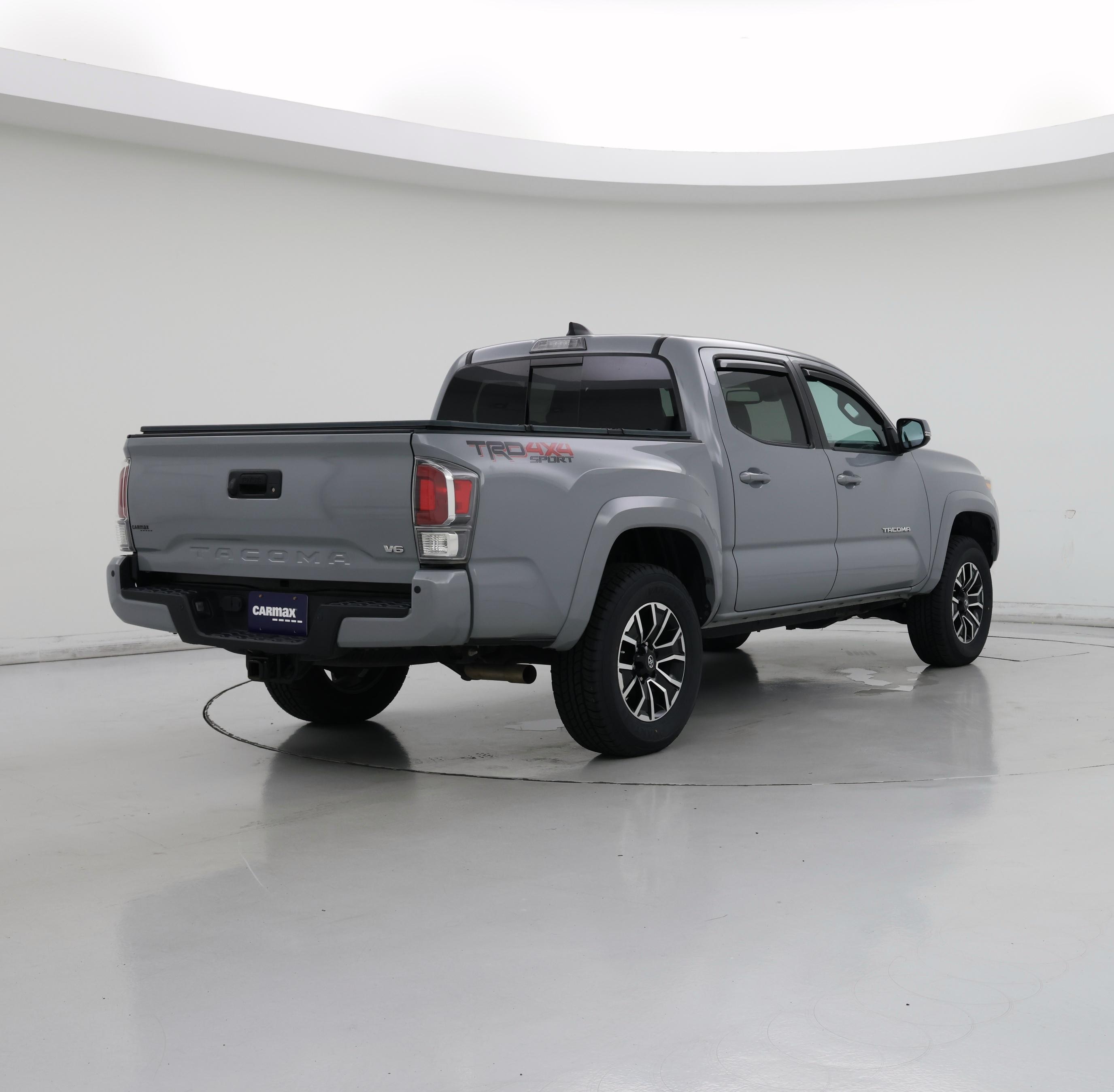 Thumbnail: 2020 Toyota Tacoma - 8