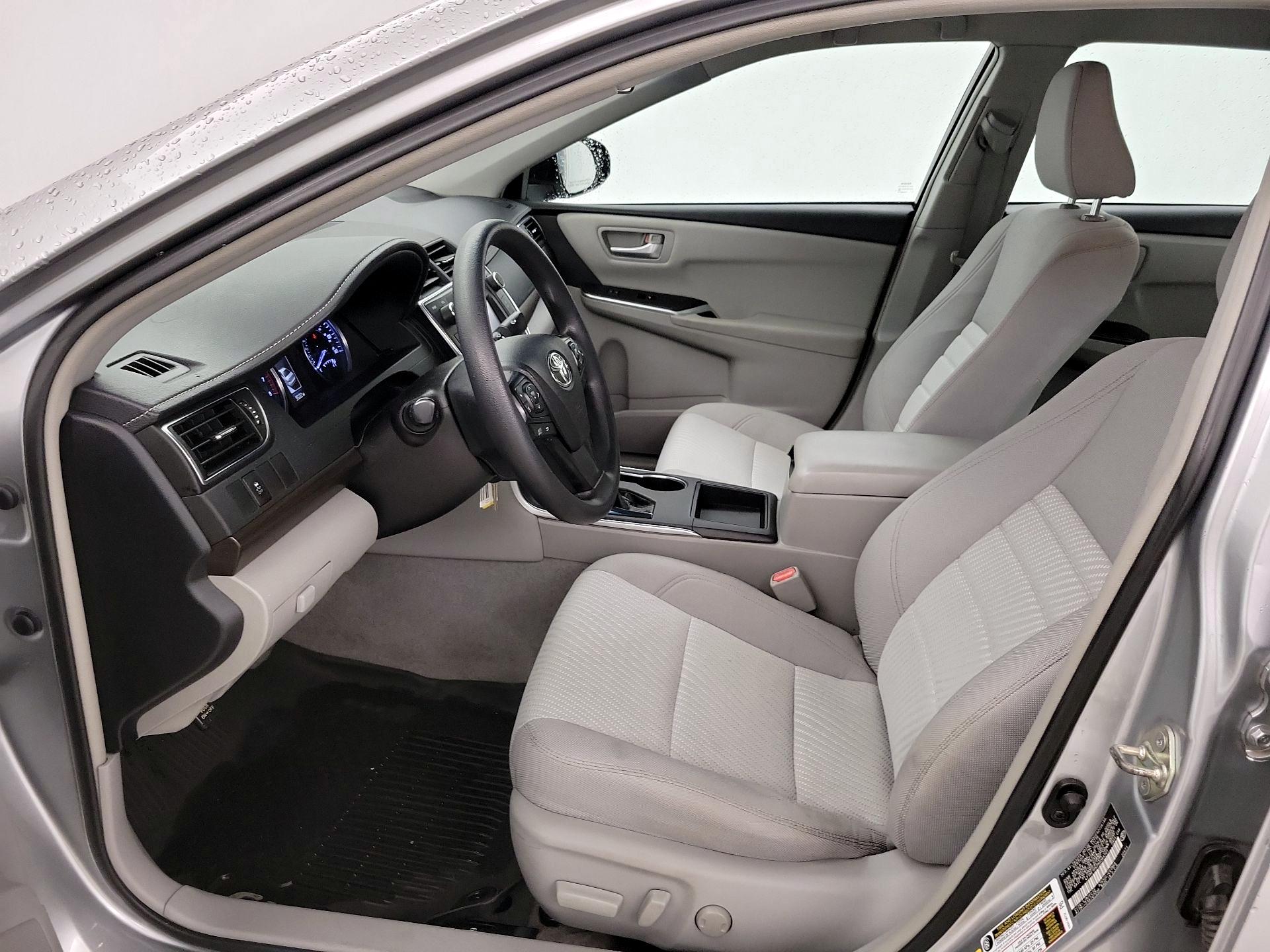 Thumbnail: 2017 Toyota Camry - 11
