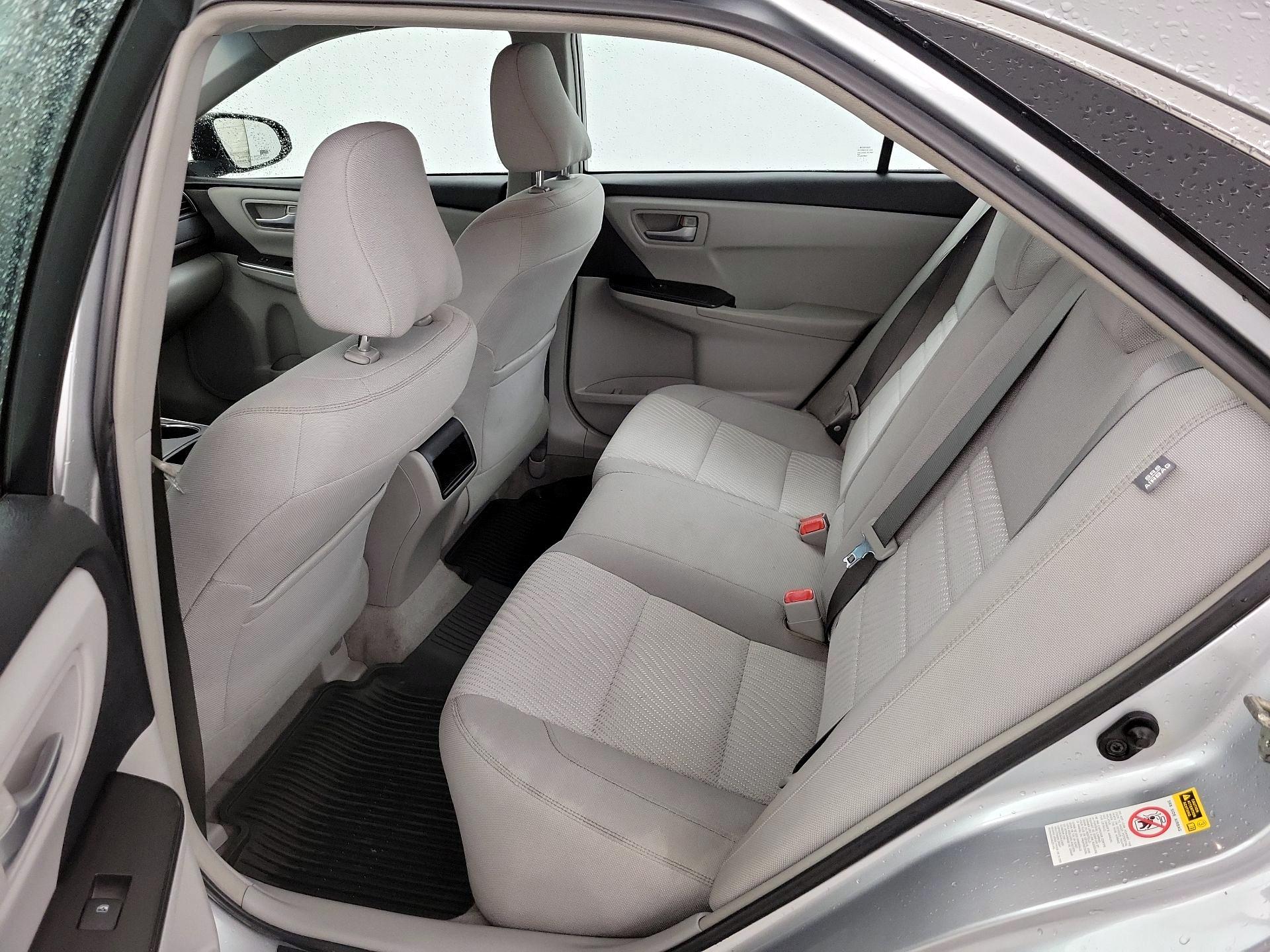 Thumbnail: 2017 Toyota Camry - 19
