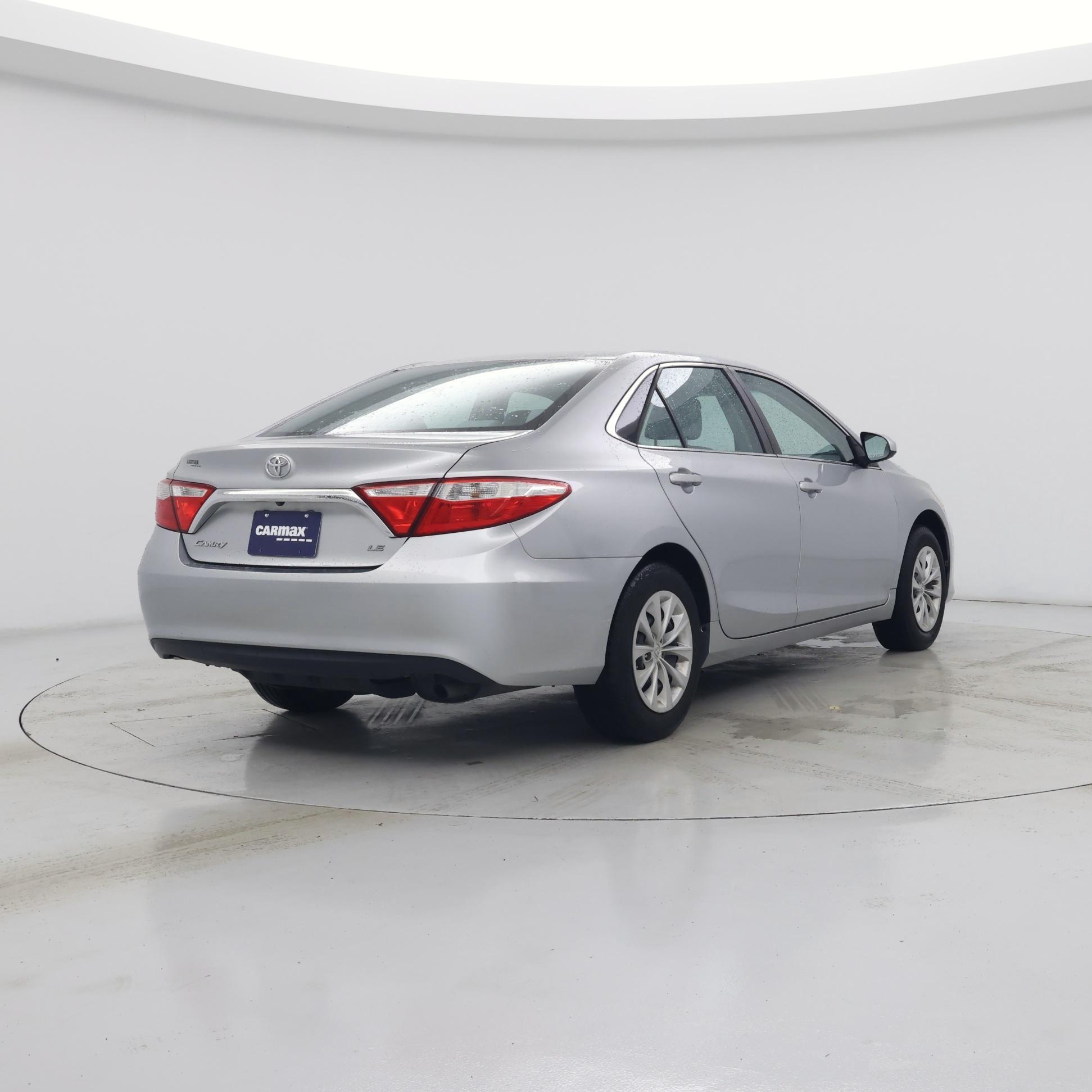 Thumbnail: 2017 Toyota Camry - 8