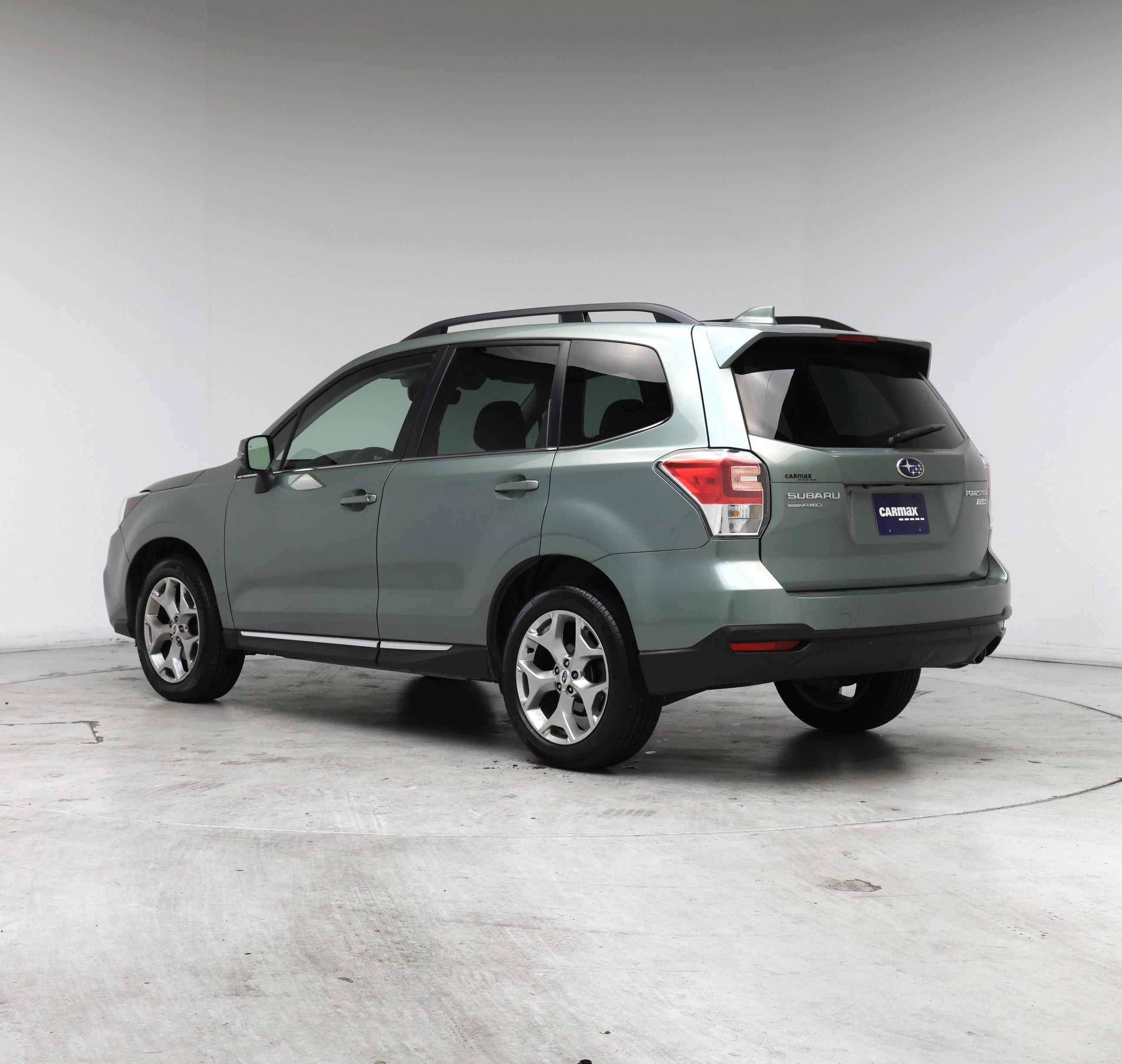 Thumbnail: 2017 Subaru Forester - 2