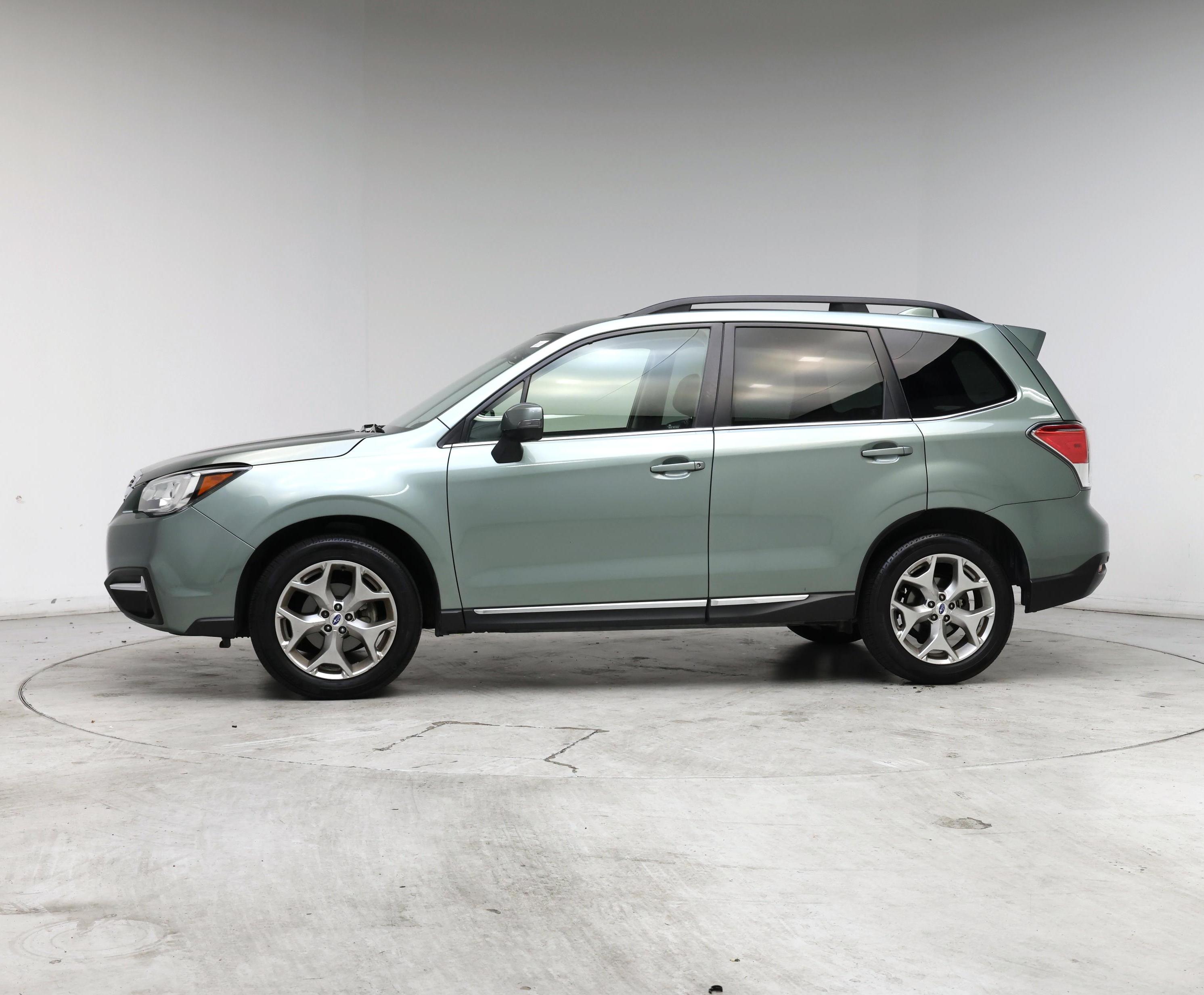 Thumbnail: 2017 Subaru Forester - 3