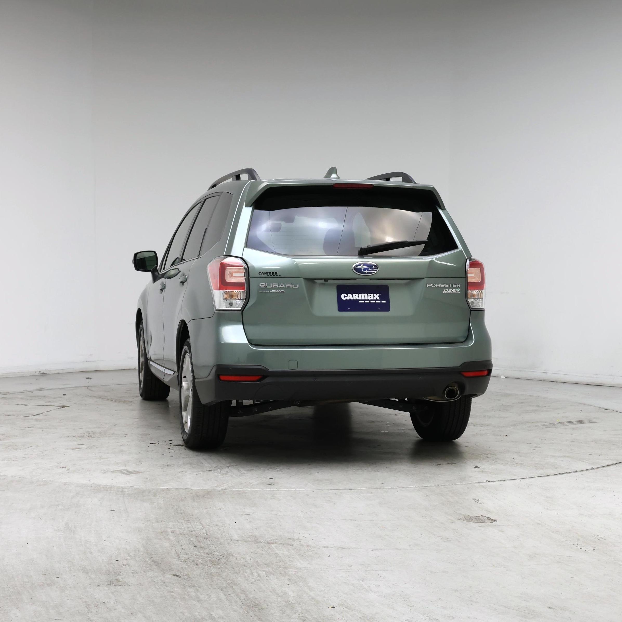Thumbnail: 2017 Subaru Forester - 6