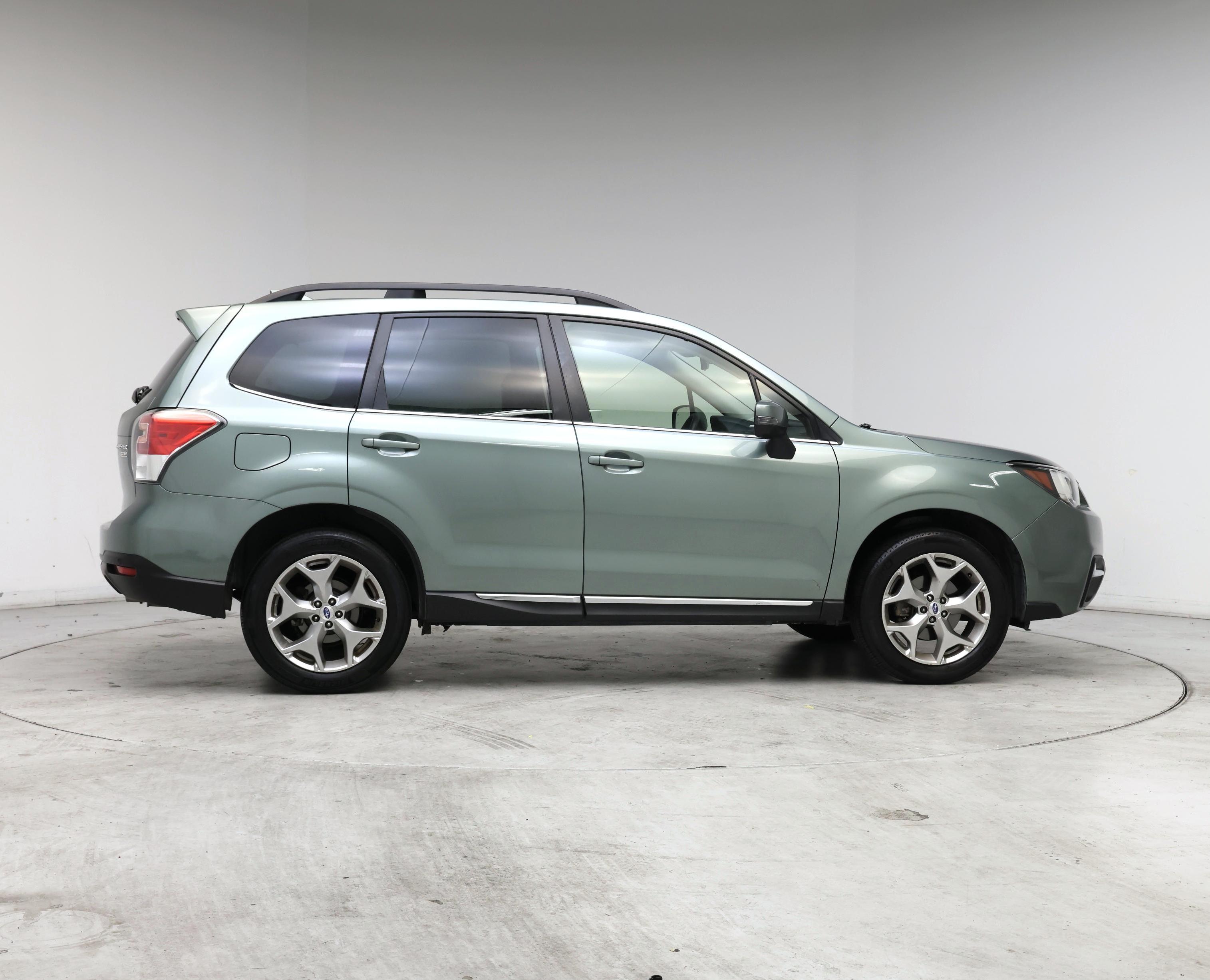 Thumbnail: 2017 Subaru Forester - 7