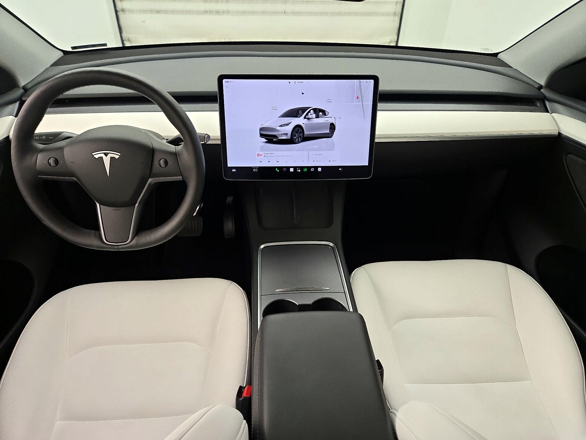 Thumbnail: 2025 Tesla Model Y - 9