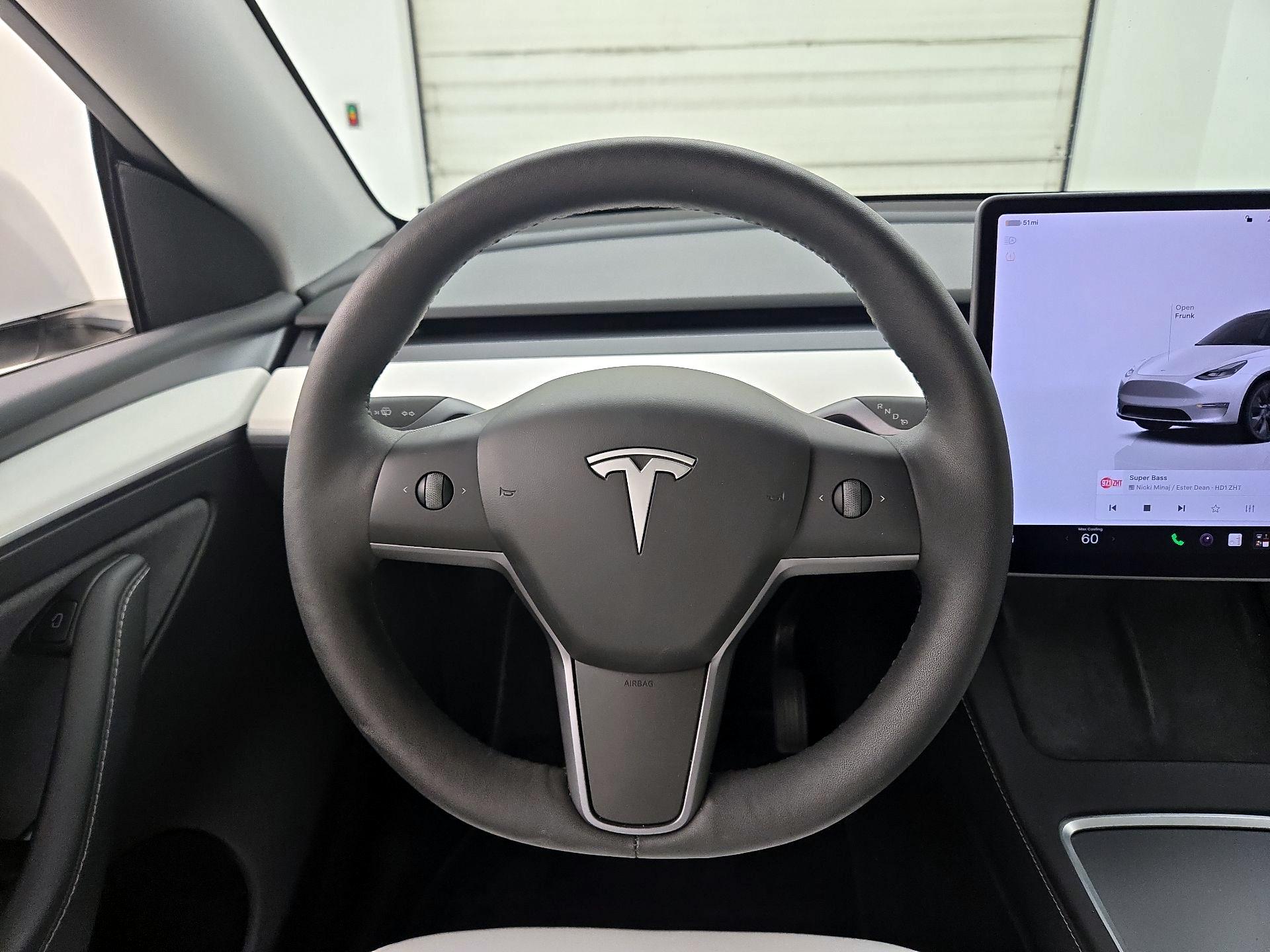 Thumbnail: 2025 Tesla Model Y - 10