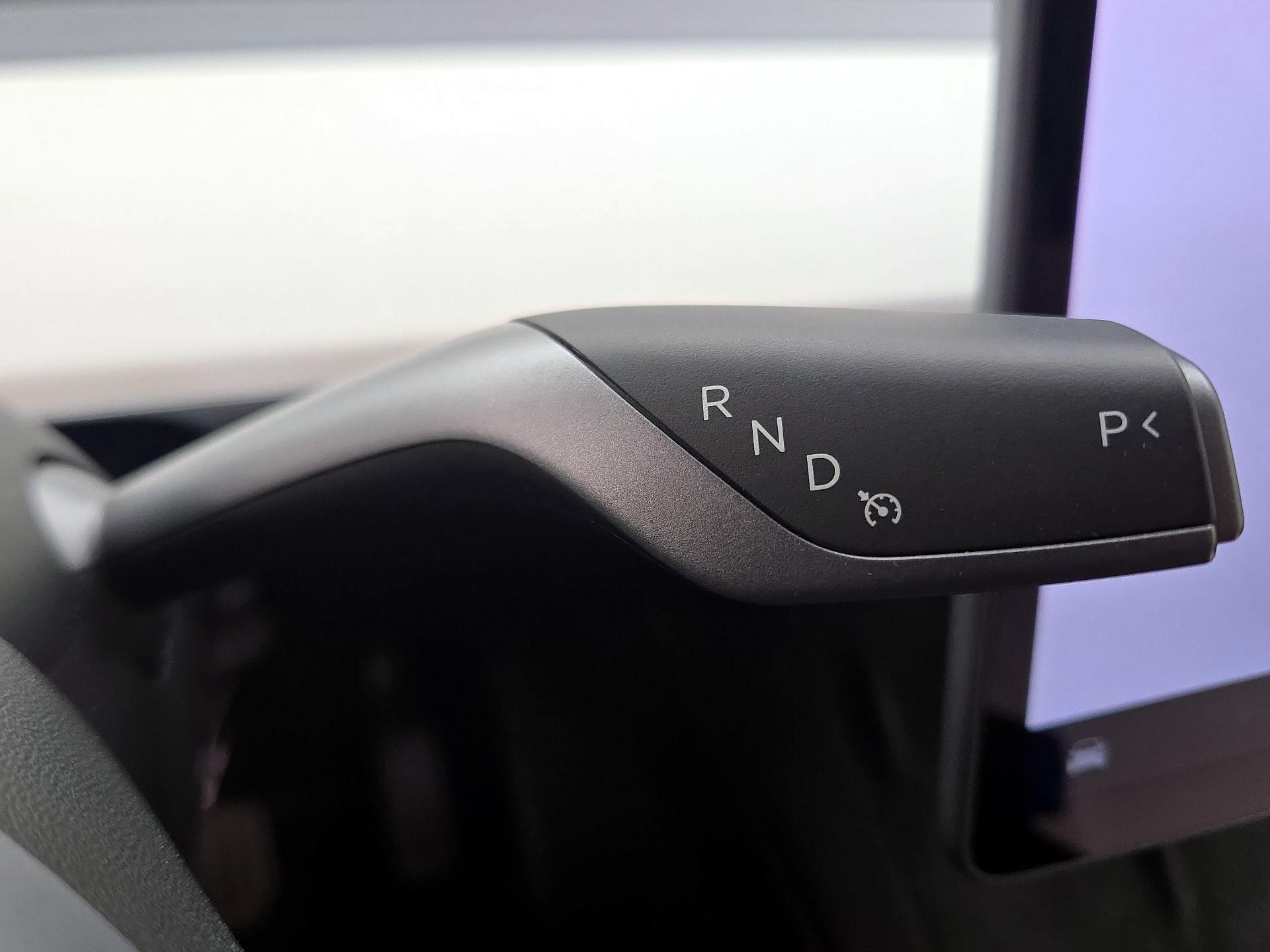 Thumbnail: 2025 Tesla Model Y - 17