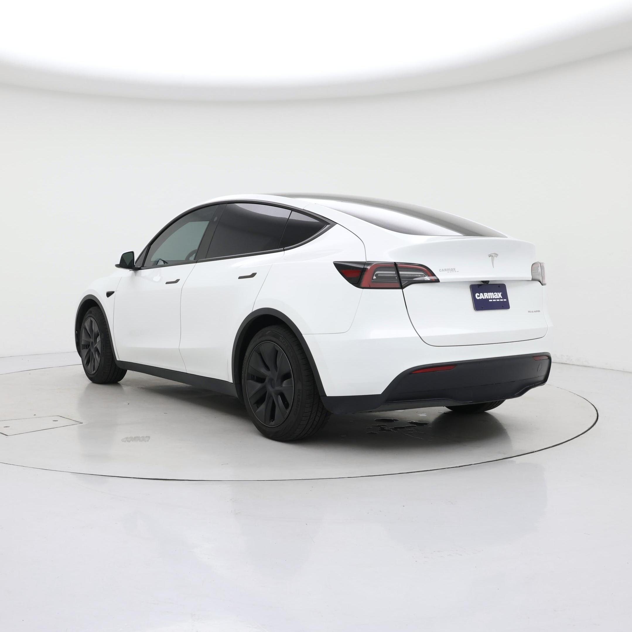 Thumbnail: 2025 Tesla Model Y - 2
