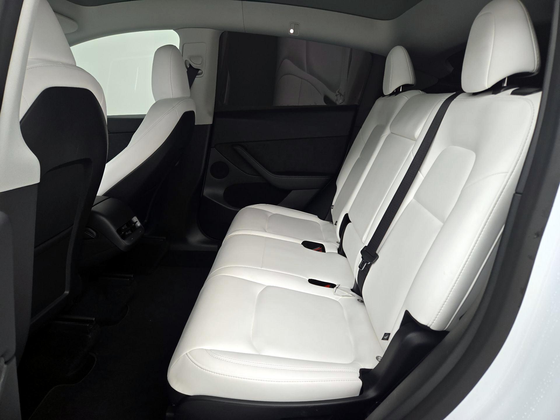 Thumbnail: 2025 Tesla Model Y - 20