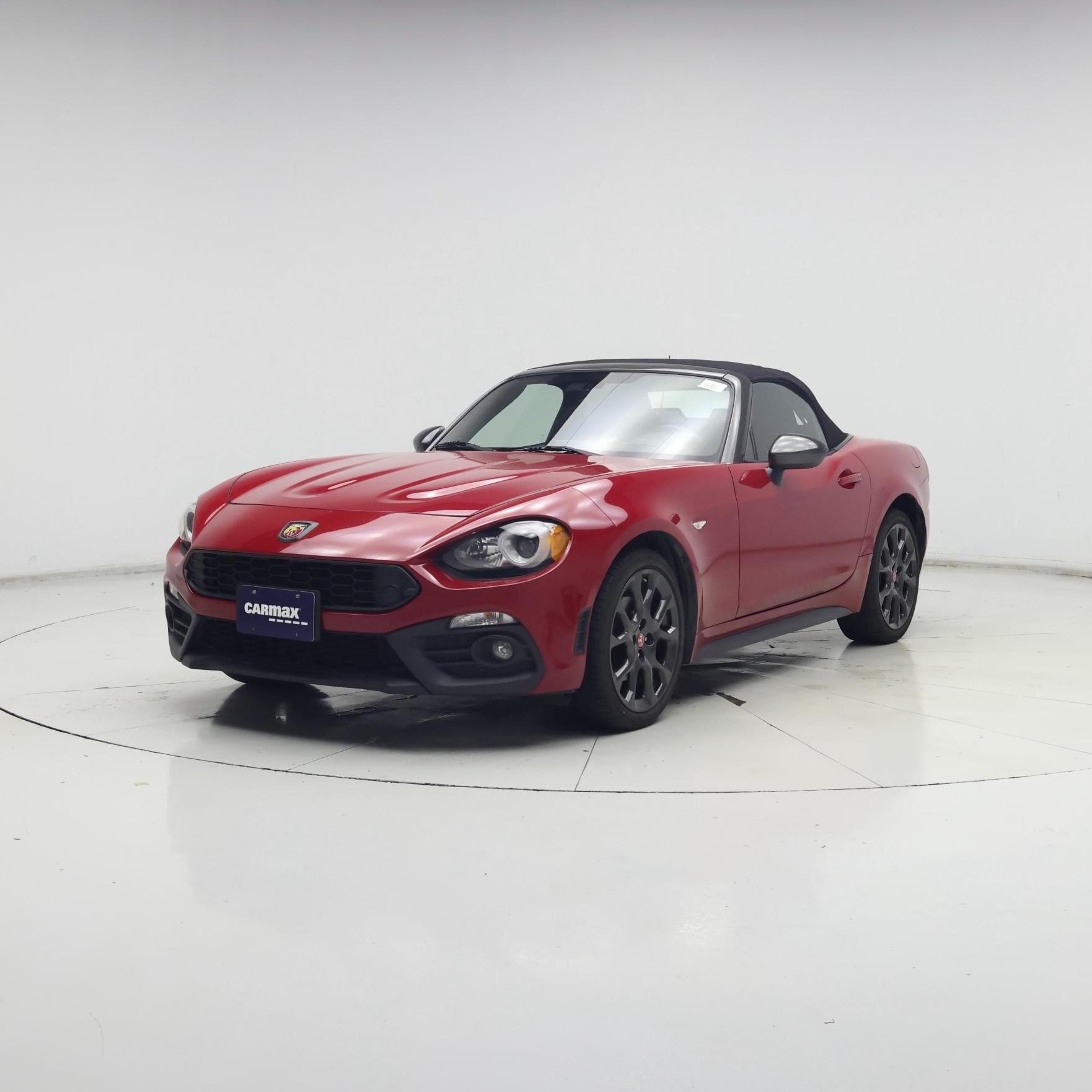 Thumbnail: 2017 Fiat 124 Spider - 4