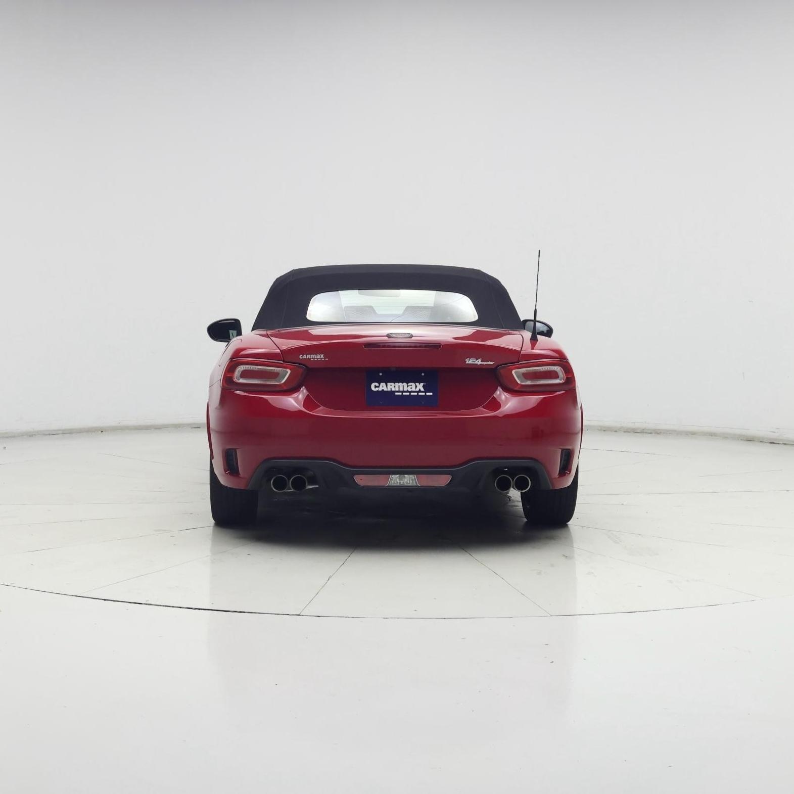 Thumbnail: 2017 Fiat 124 Spider - 6