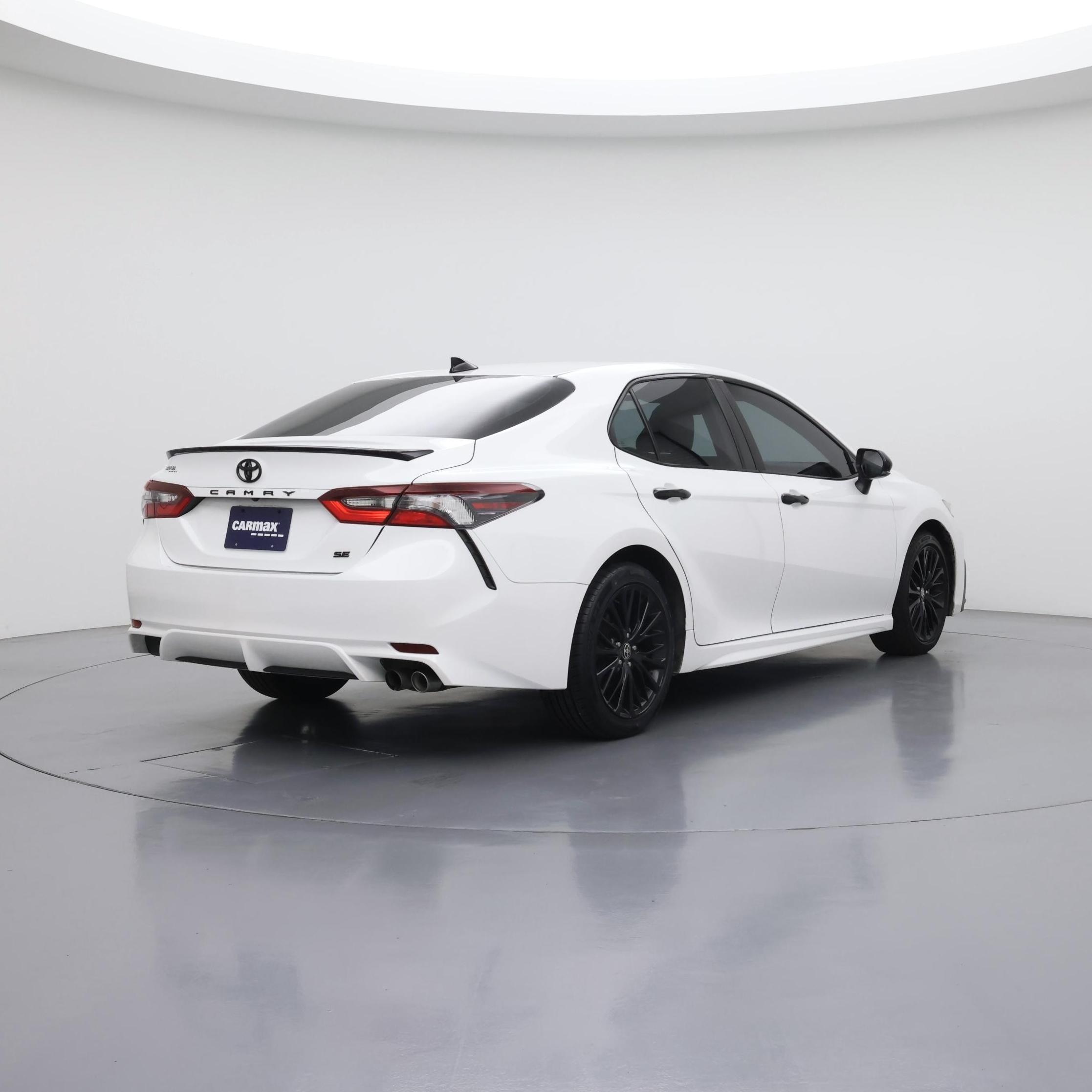 Thumbnail: 2022 Toyota Camry - 8