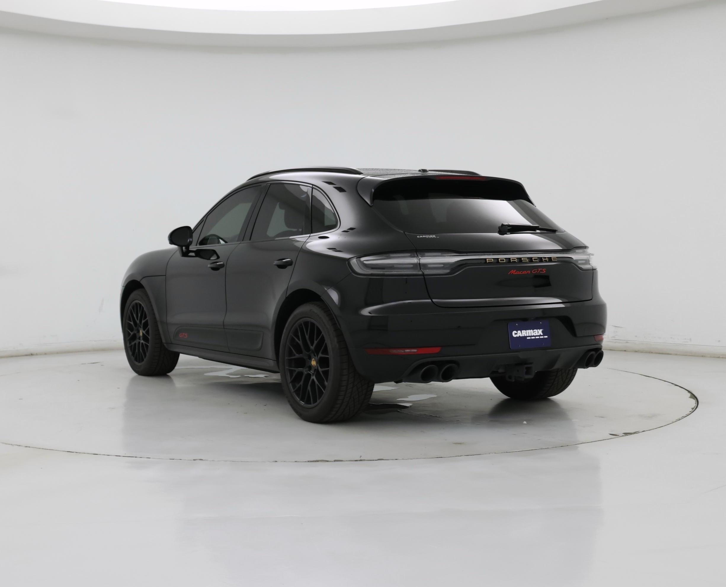 Thumbnail: 2021 Porsche Macan - 2