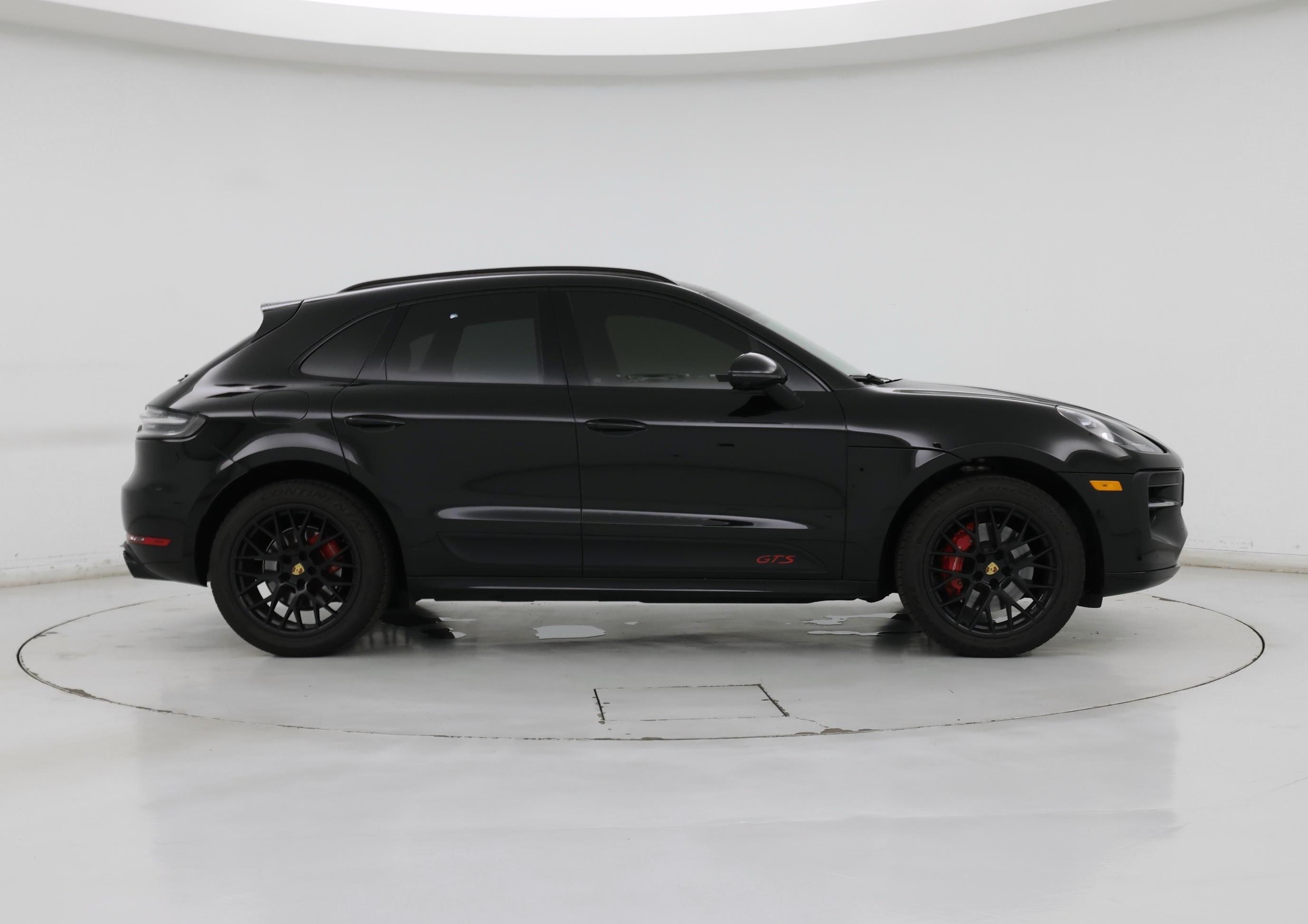Thumbnail: 2021 Porsche Macan - 7