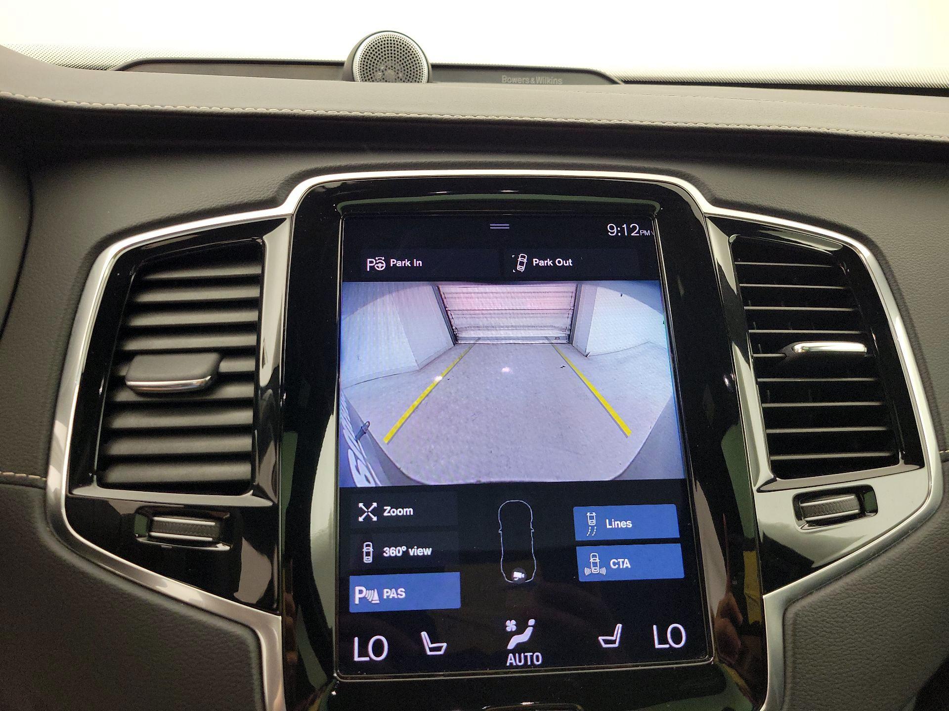 Thumbnail: 2022 Volvo XC90 - 14