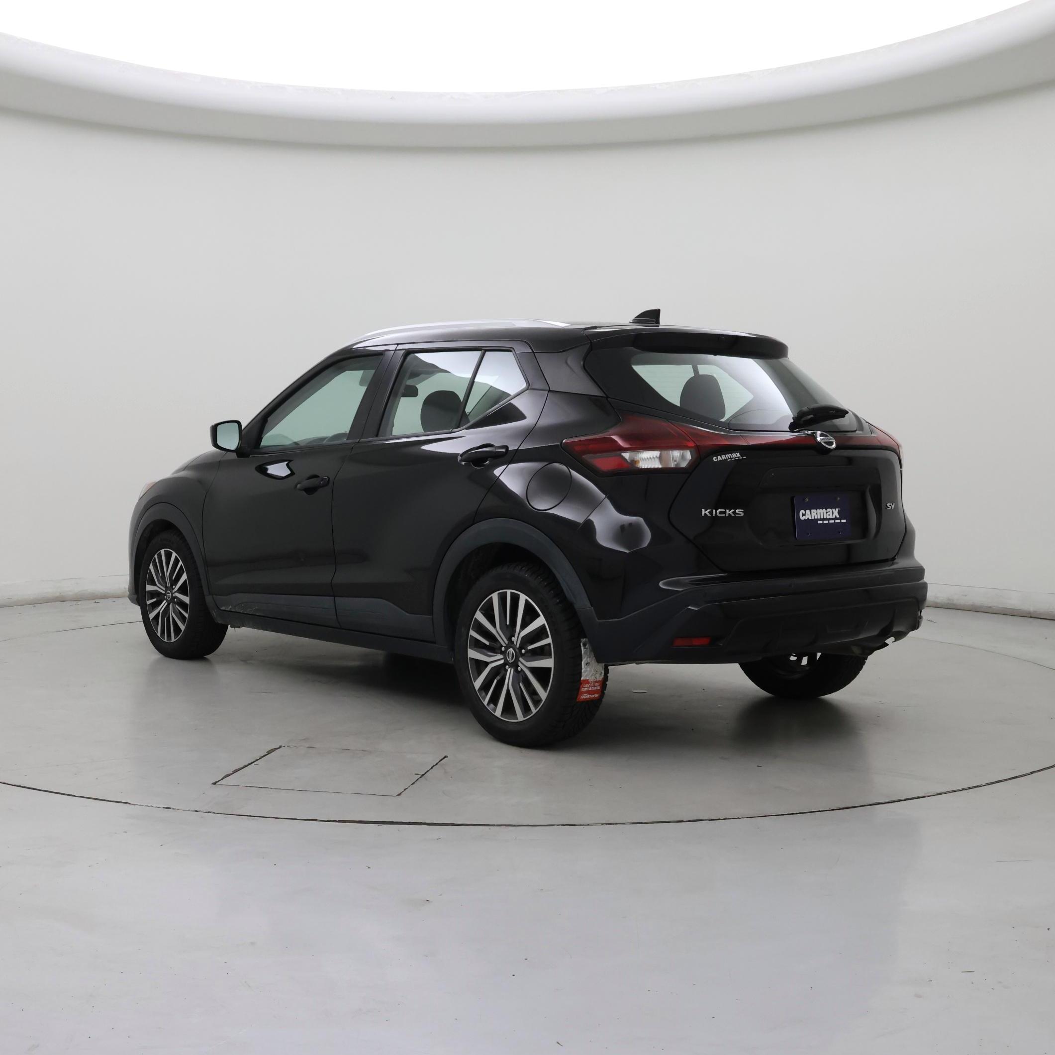 Thumbnail: 2021 Nissan Kicks - 2