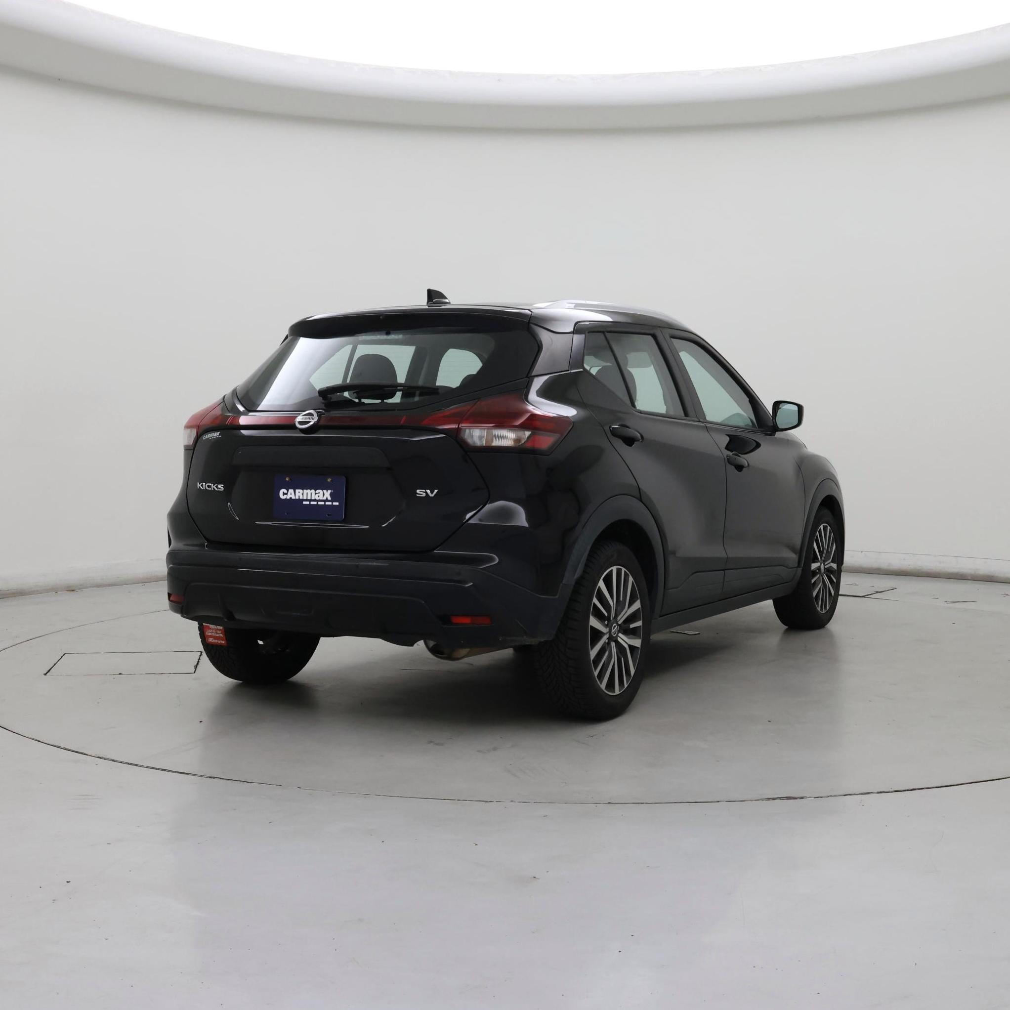 Thumbnail: 2021 Nissan Kicks - 8
