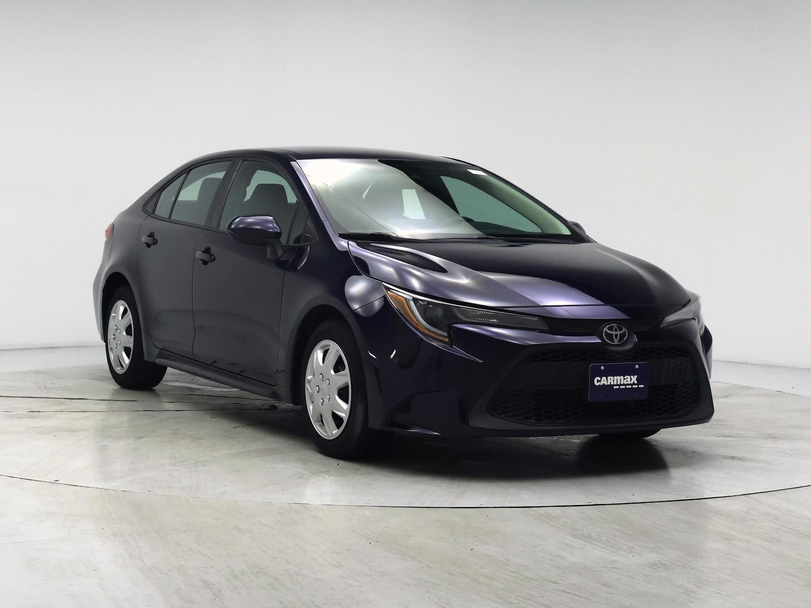 2020 Toyota Corolla LE - Photo 2