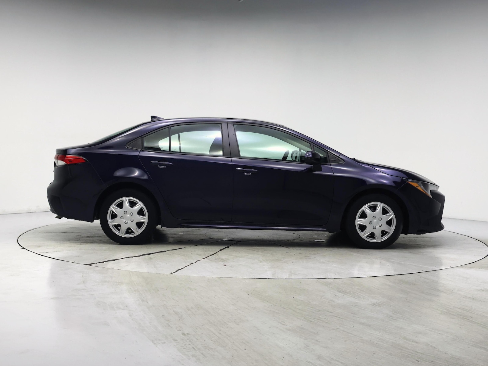 2020 Toyota Corolla LE - Photo 8