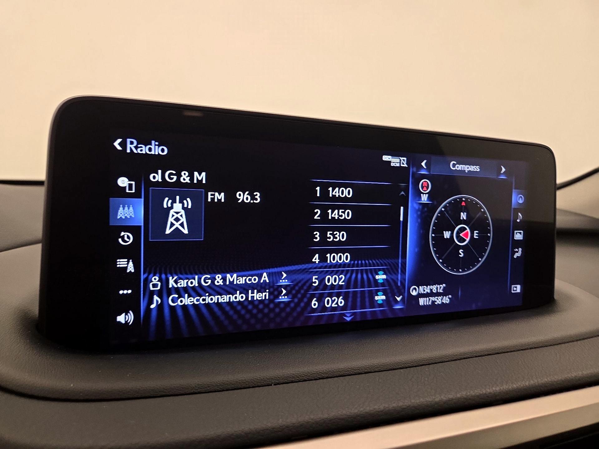 Thumbnail: 2020 Lexus RX - 16